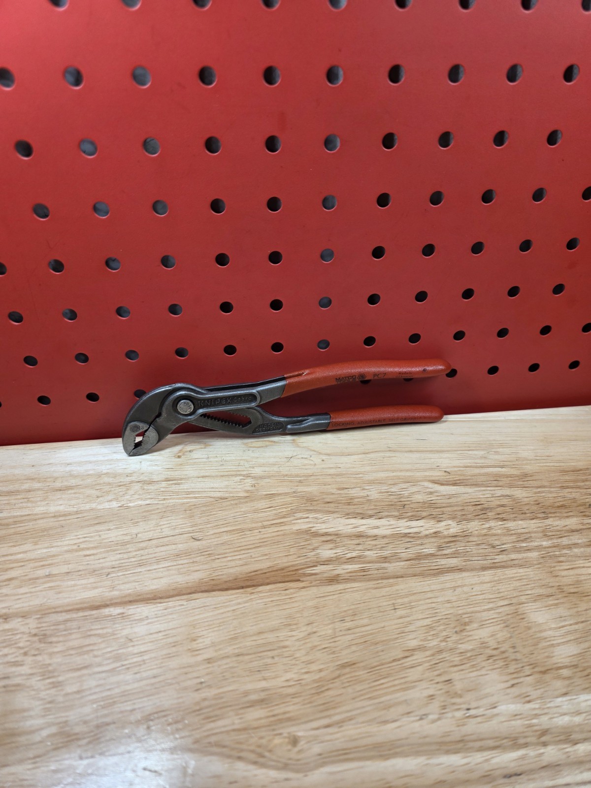 Matco Tools PC7 Knipex Cobra Pliers Red Grips 7-1/4” Long Germany