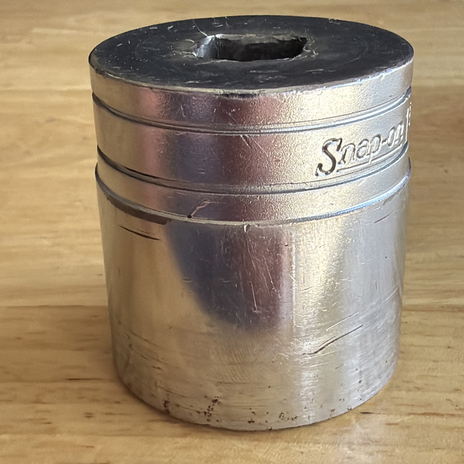 Snap On Tools 1-5/16″ Shallow Socket 1/2″ Drive 12 Point SW421 Vtg Made in USA