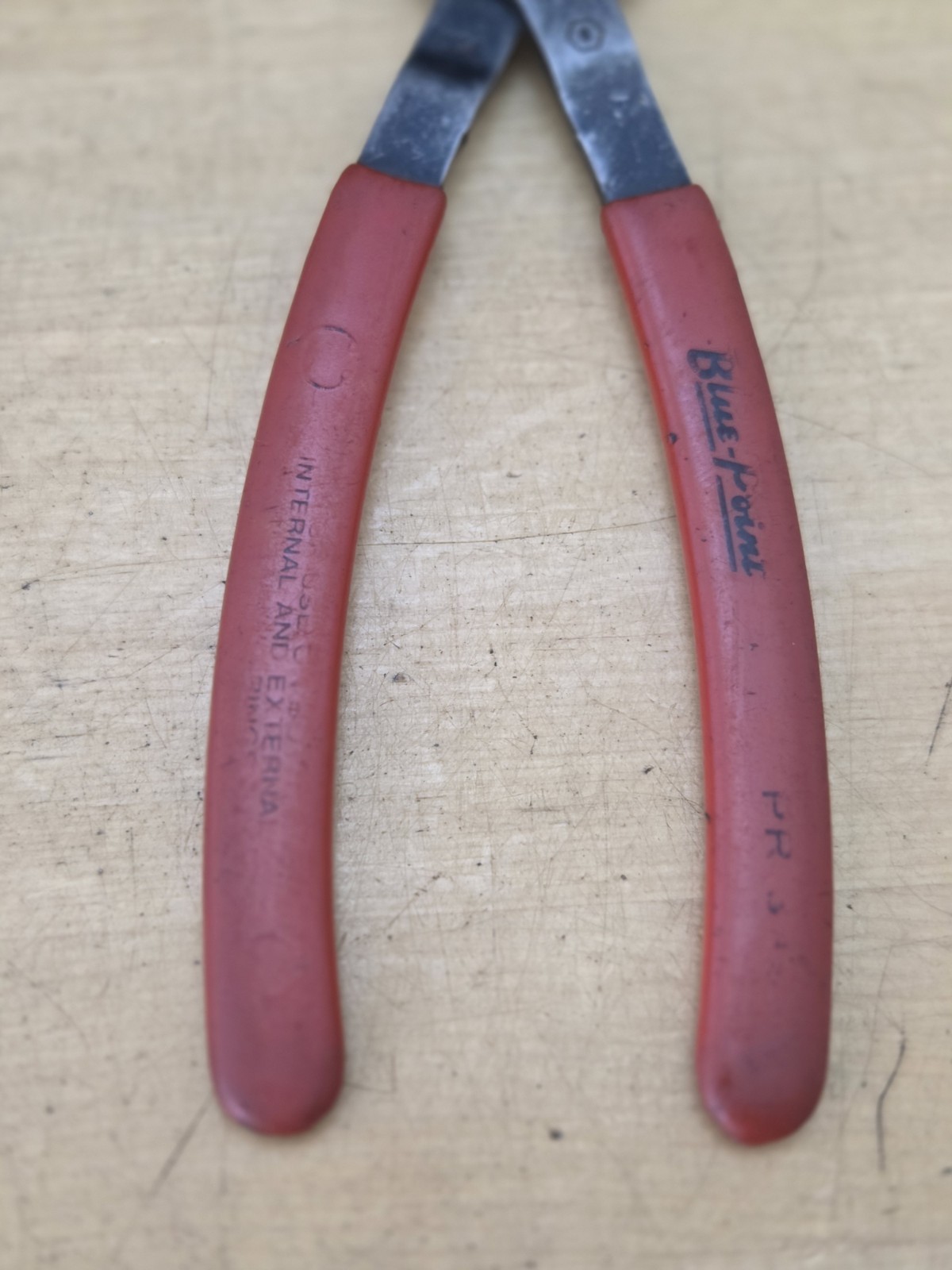 Blue Point Tools PR349A – 7-1/2″ Long 90° Fixed Tip Convertible Snap Ring Pliers