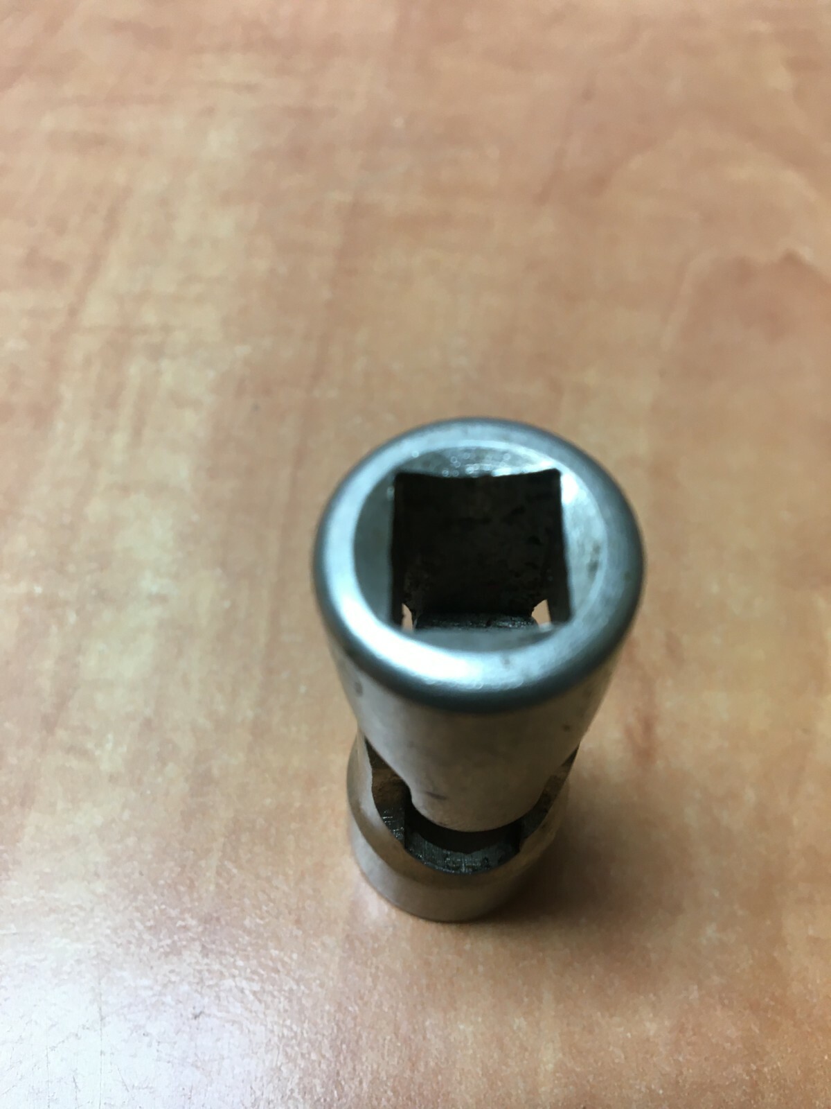 GEDORE 3/8″ Drive 9/16″ 12-point SAE Swivel Universal Socket Germany