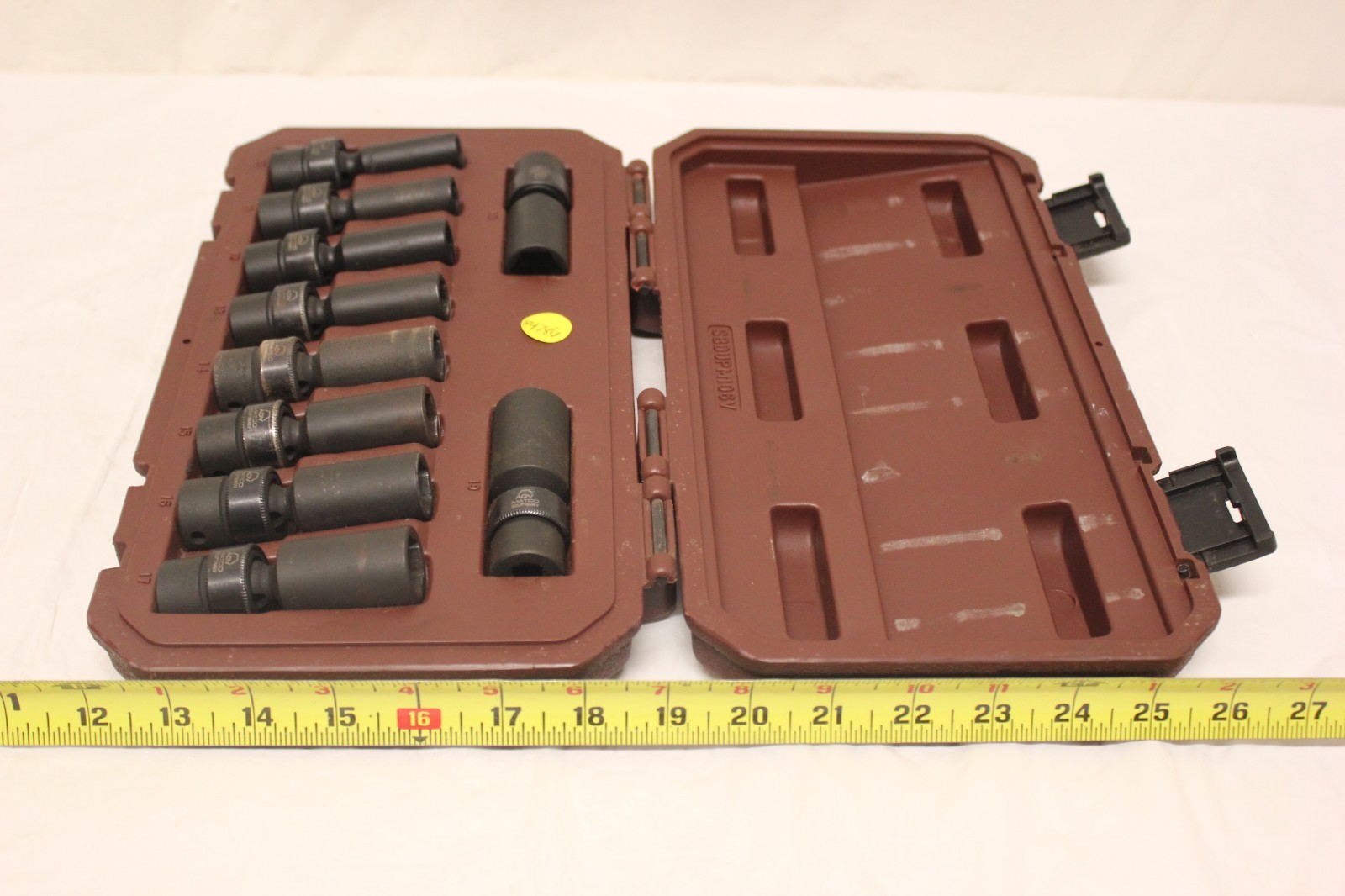Matco Tools SBDUPM106V 10pc 3/8″ Dr Metric 6 Pt ADV Swivel Impact Socket Set C2