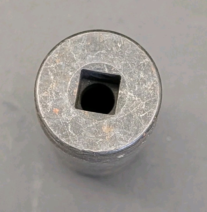 Vintage Snap On Industrial 3/8″ Dr Deep Socket 15/16″ GSF301 SF301 12Pt