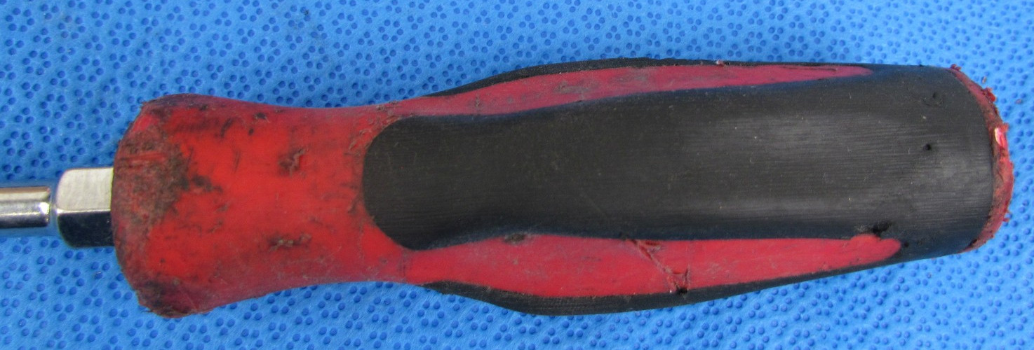 Snap On SGD6B- 5/16″ Flat Tip X 6″ Long Blade Soft Grip Screwdriver ~Ships FREE!