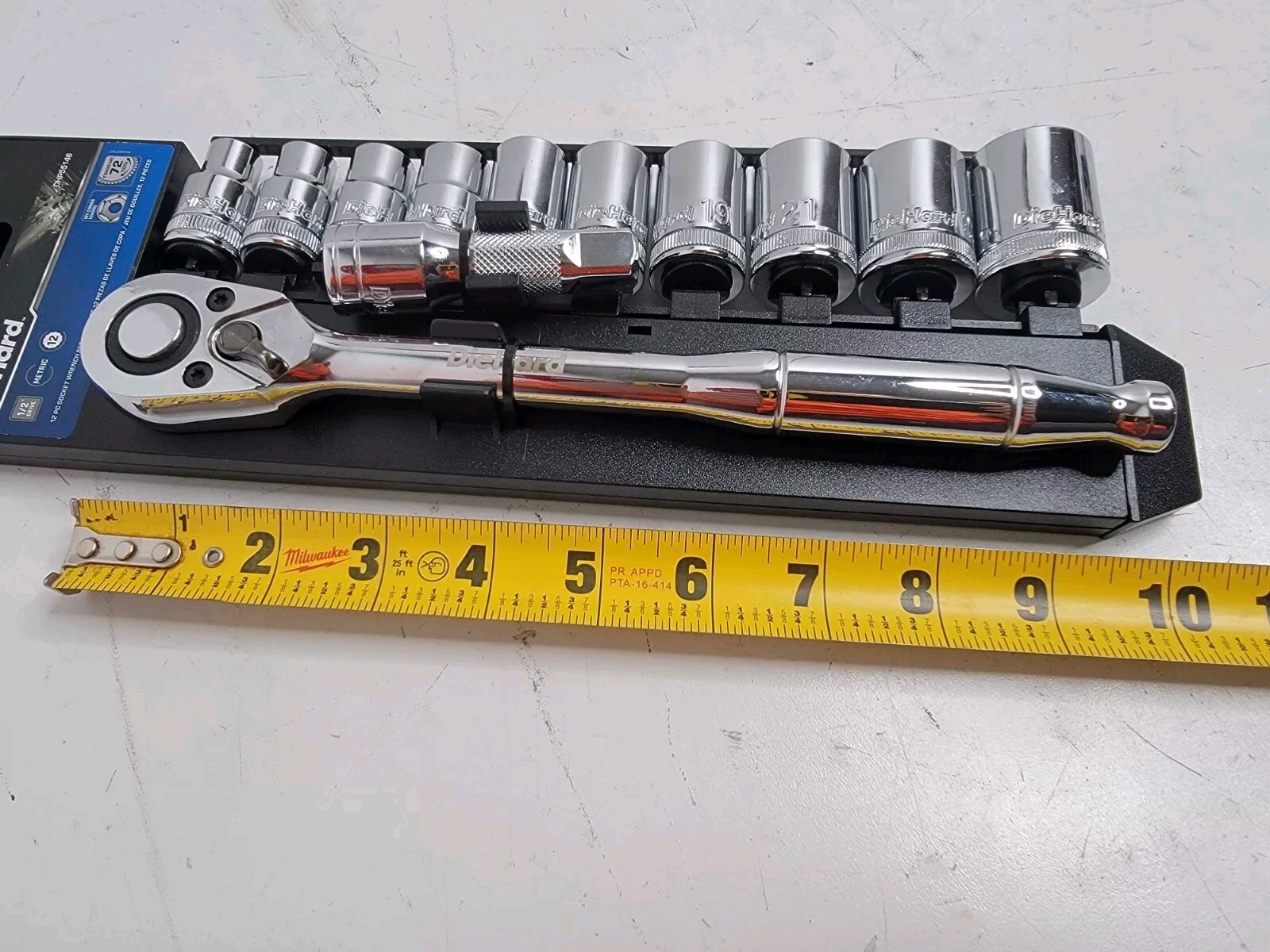 DieHard 1/2 Drive Socket Set Ratchet Extension Metric 12-Point Chrome DHP55146