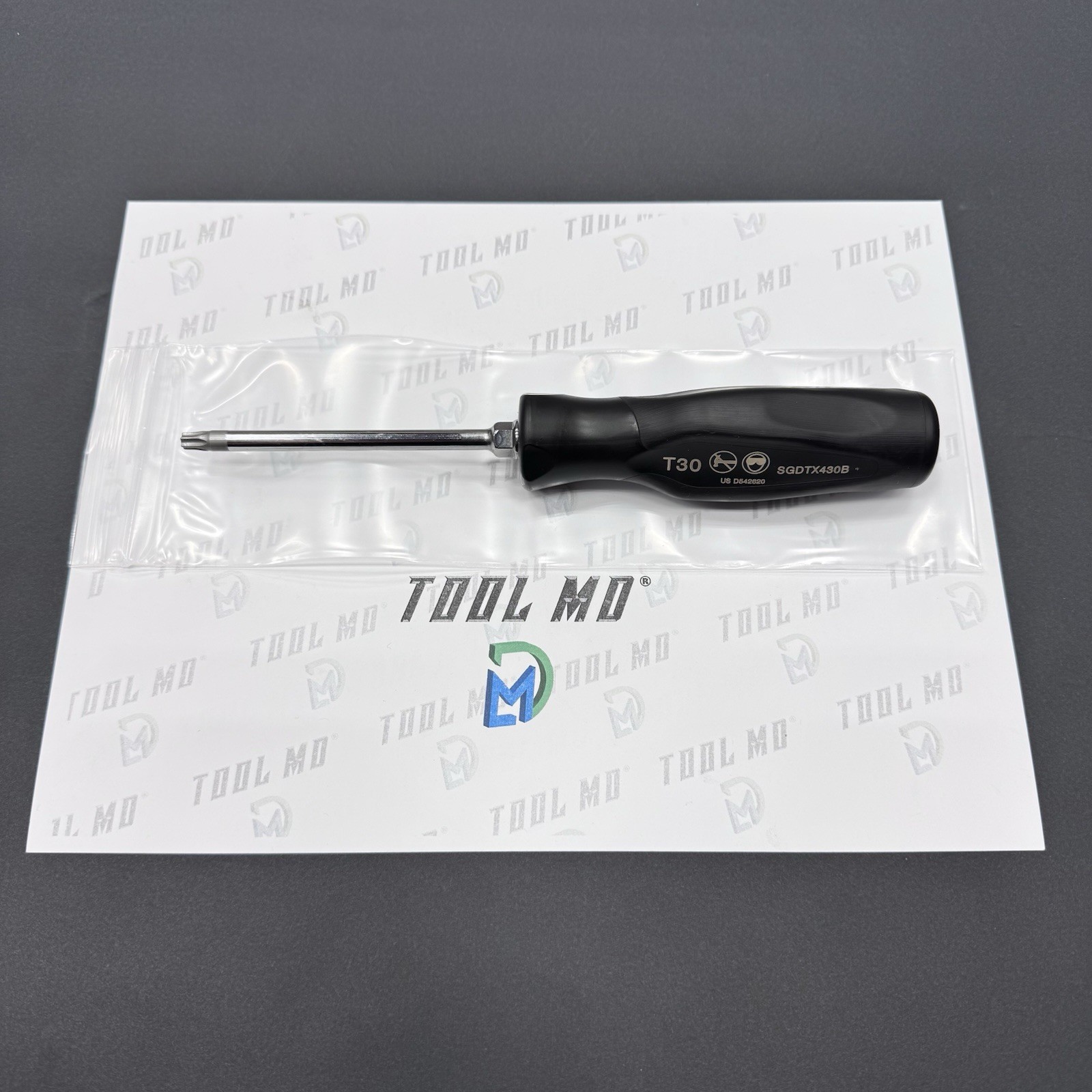 Snap-on Tools USA NEW BLACK TORX T30 Tip Soft Grip Screwdriver SGDTX430B