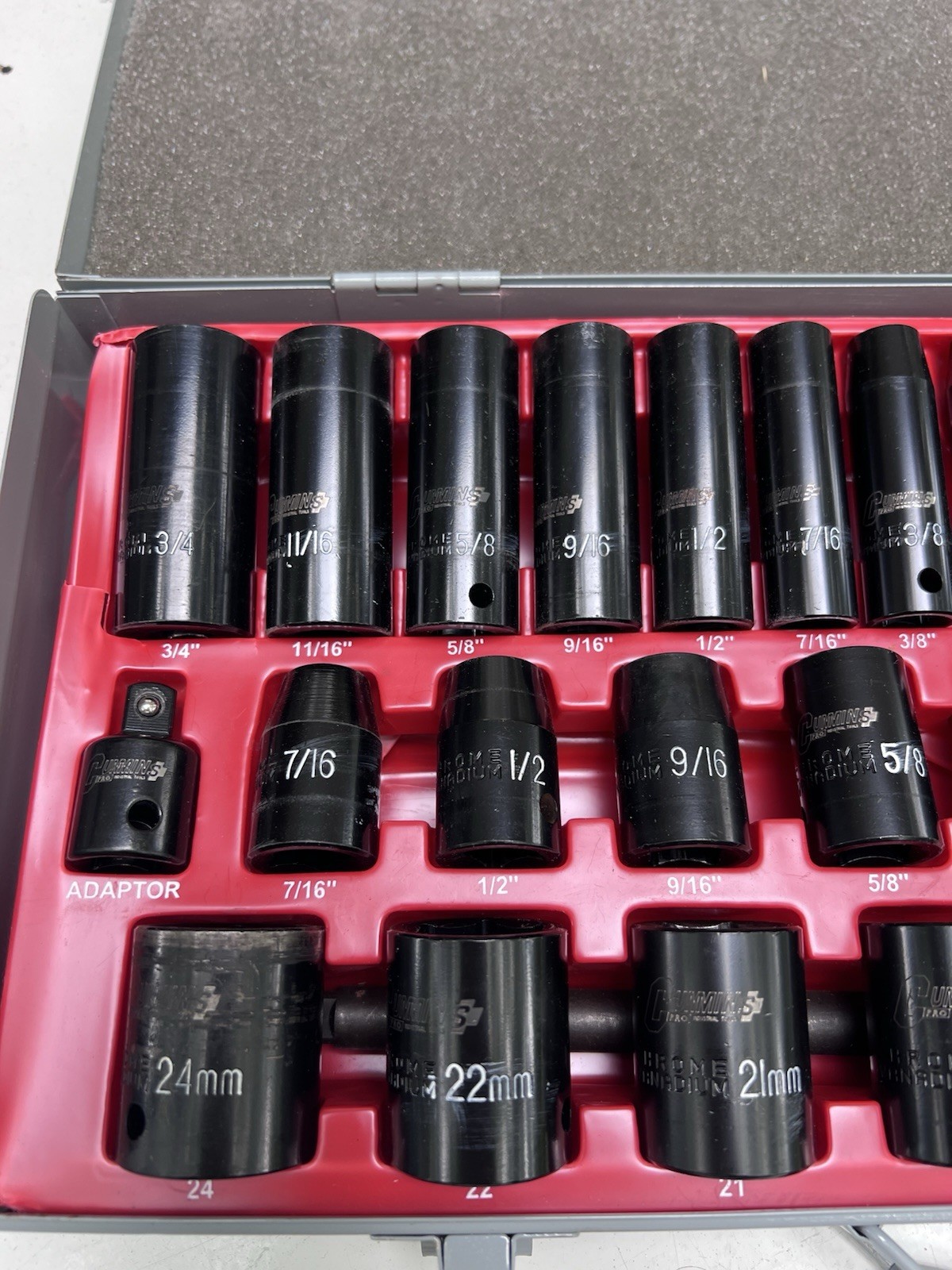 Chrome Vanadium Cummins Impact Socket Set 37 PC Set W/ Travel Case