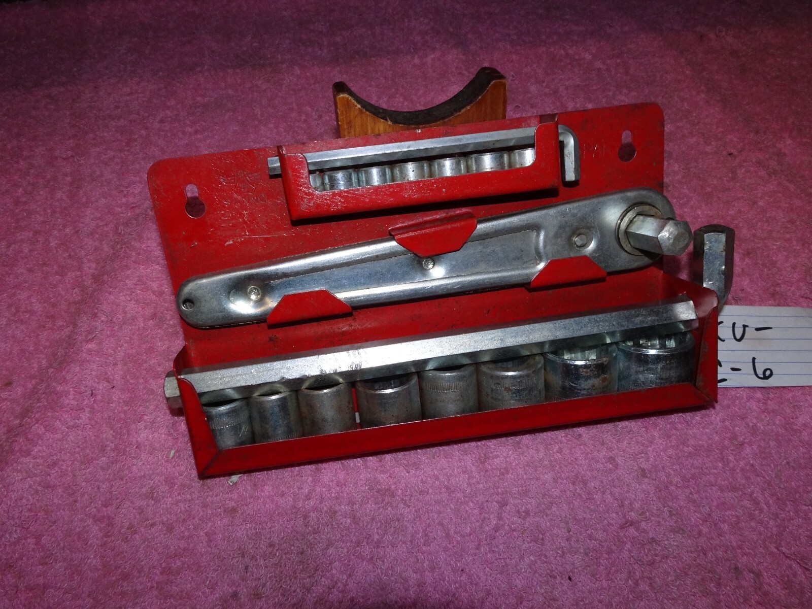Vintage MFG.Japan 17piece Socket Set w/ Hang-Up Metal Carry Tray