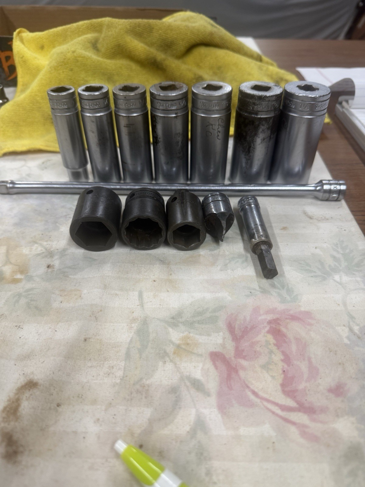 Snap On 12 Sockets ,One Extension. 7 Deep.1/2” Drive. 3- 1/2” Impact, 11” Ext.