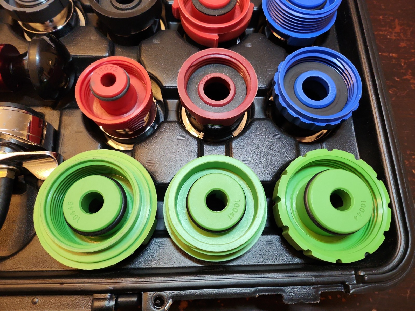 Matco Tools MPT15000P 15 PC Cooling System Adaptor Set used LIKE NEW