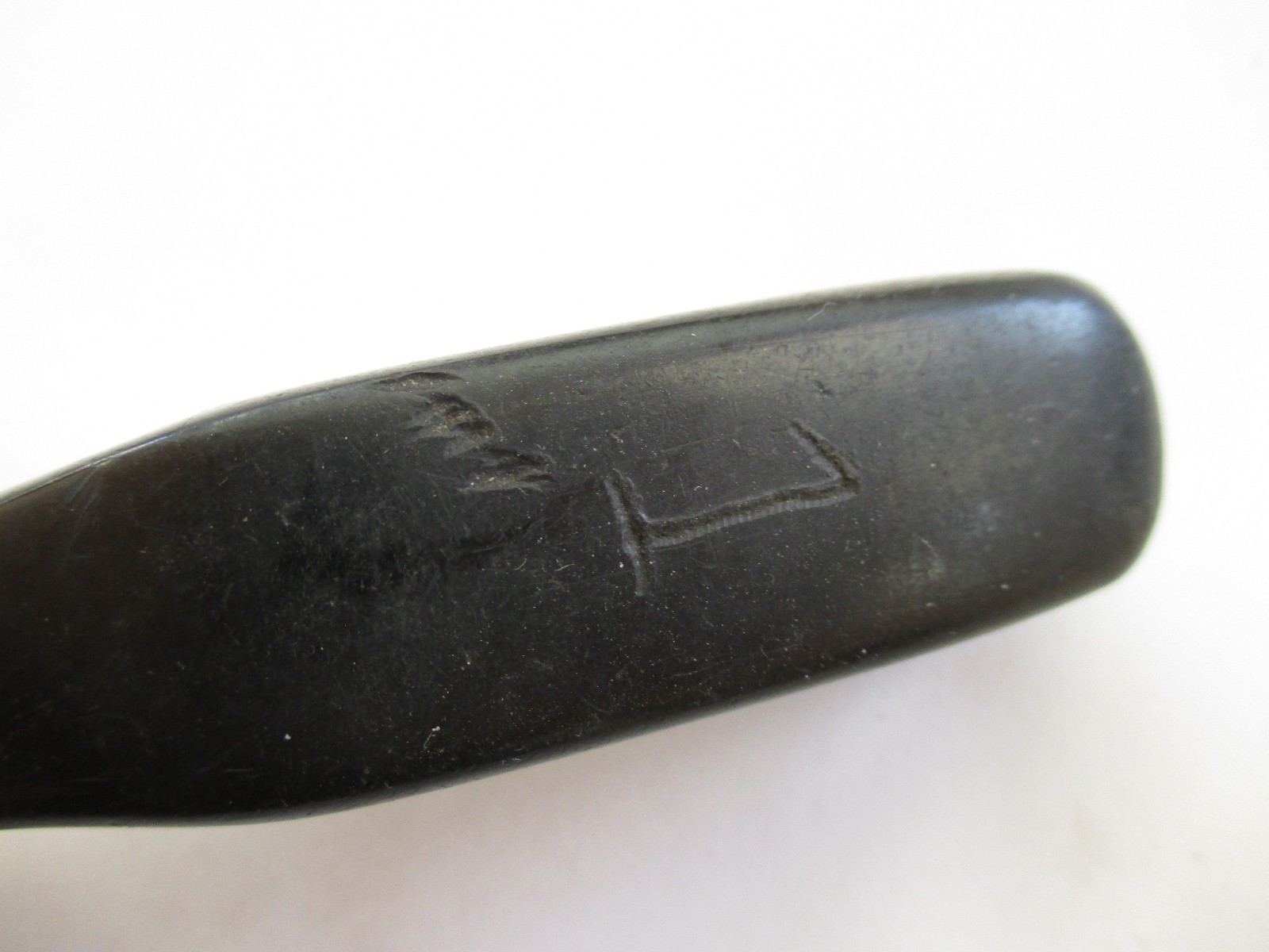Snap-On Replacement Screwdriver Handle Black. ~3/4″ x 3-7/16″. 1/4″ Inside Diam