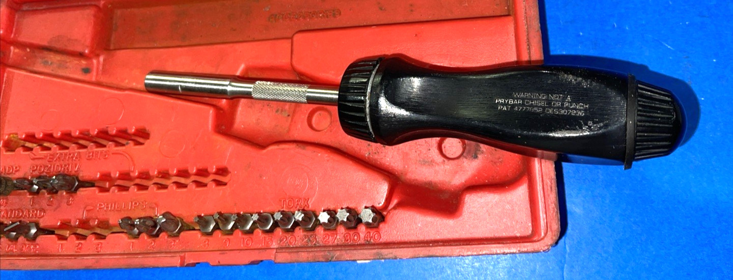 SNAP-ON TOOLS BLACK RATCHETING SCREWDRIVER IN A BIT KIT SHIPPED FREE IN THE US