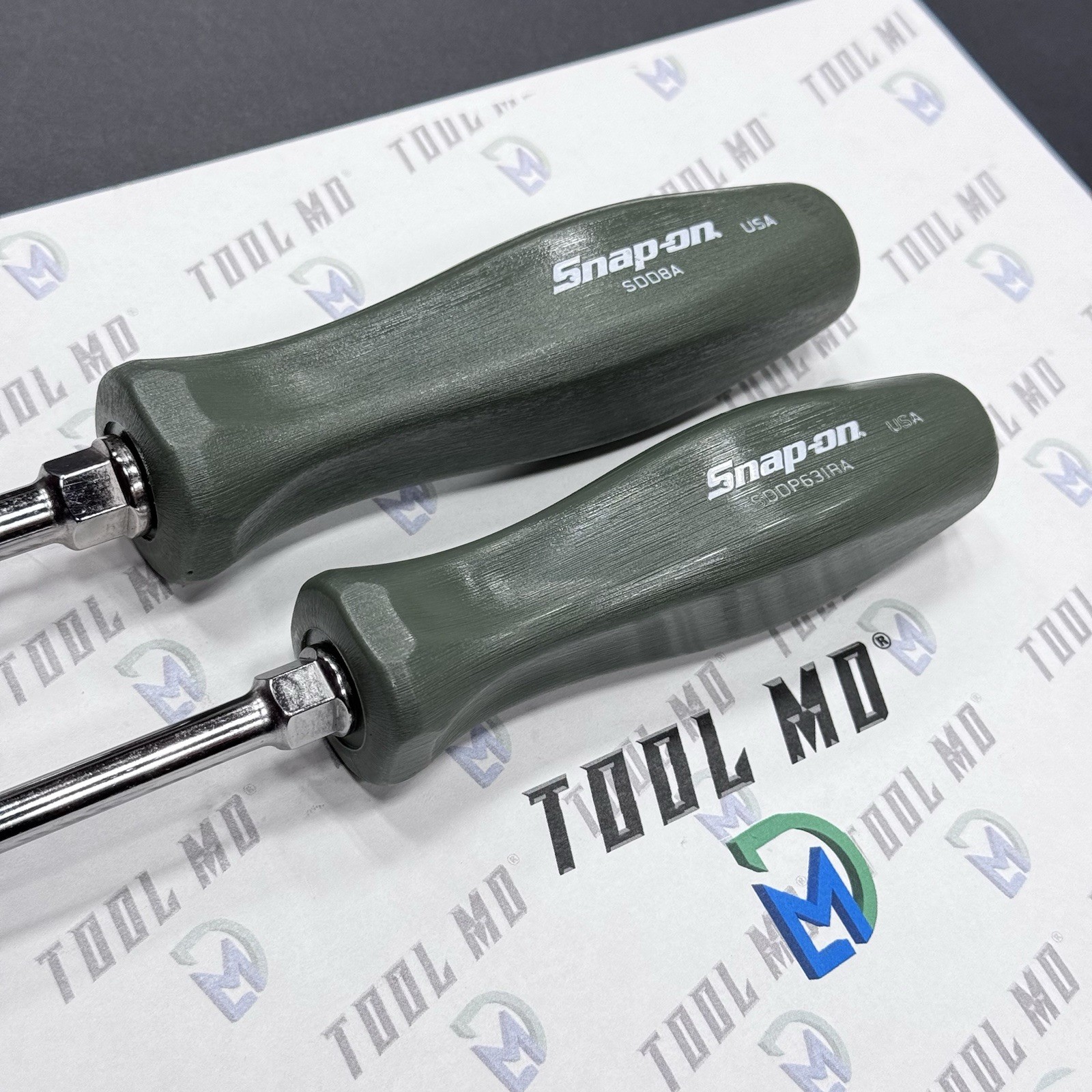 Snap-on Tools USA NEW RARE 2pc COMBAT GREEN Hard Handle Screwdriver Set SDD8A