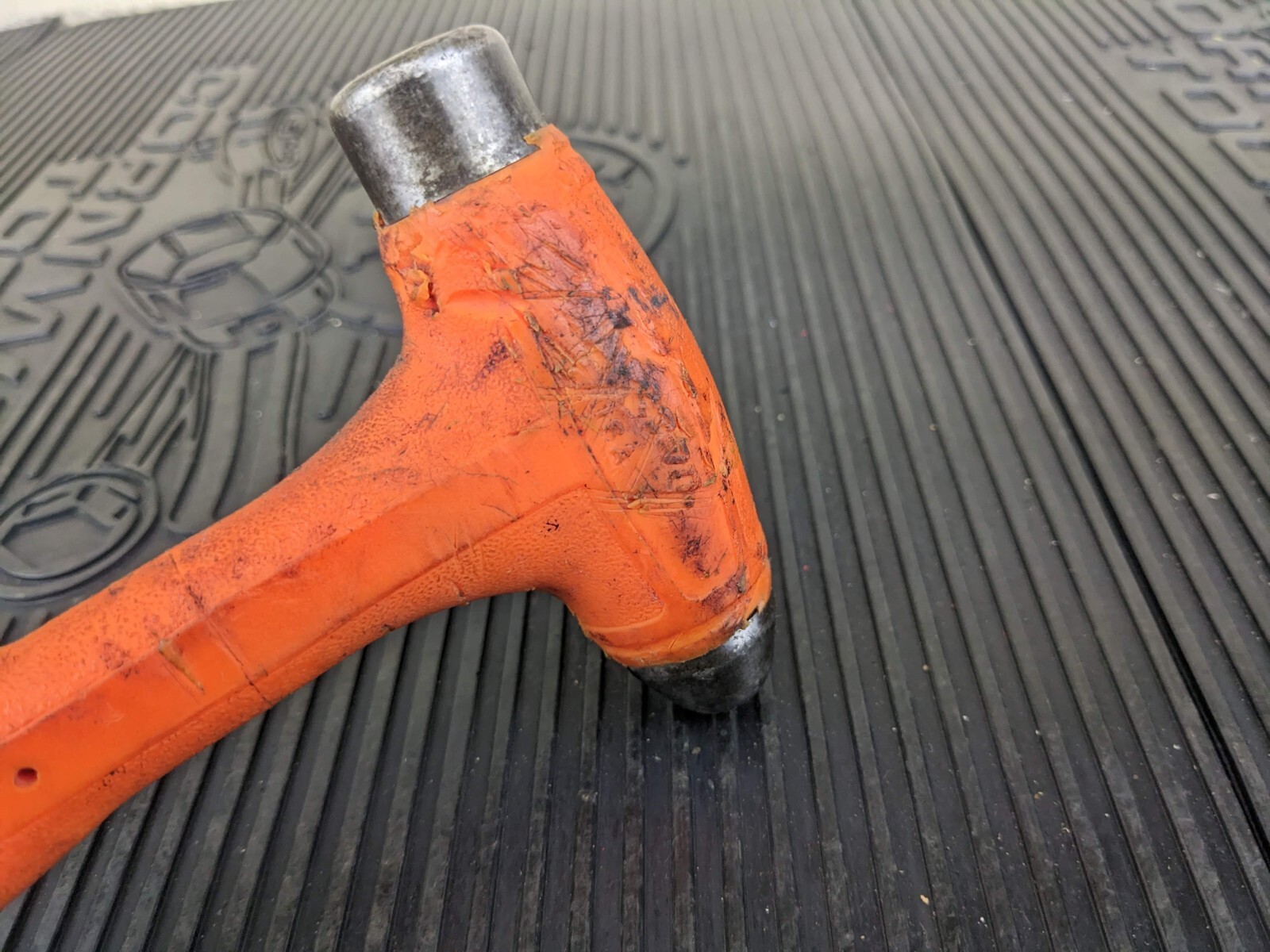 #bf044 Snap-on Tools USA ORANGE 8oz / 225g Soft Grip Dead Blow Hammer HBBD8O