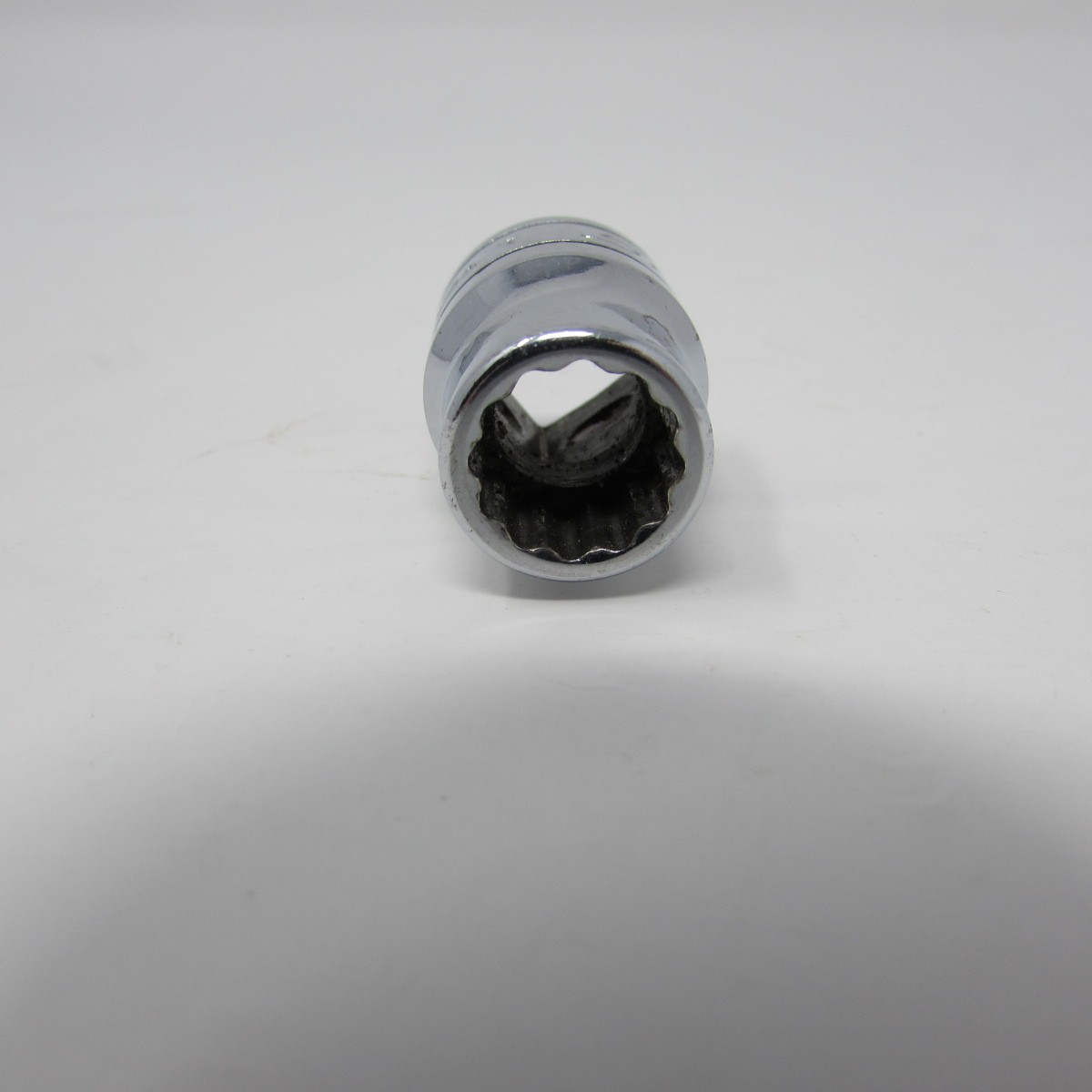 Snap-On 3/8″ 12 Point Socket 3/8″ Drive F121 Writing and Scratches On Tool USA