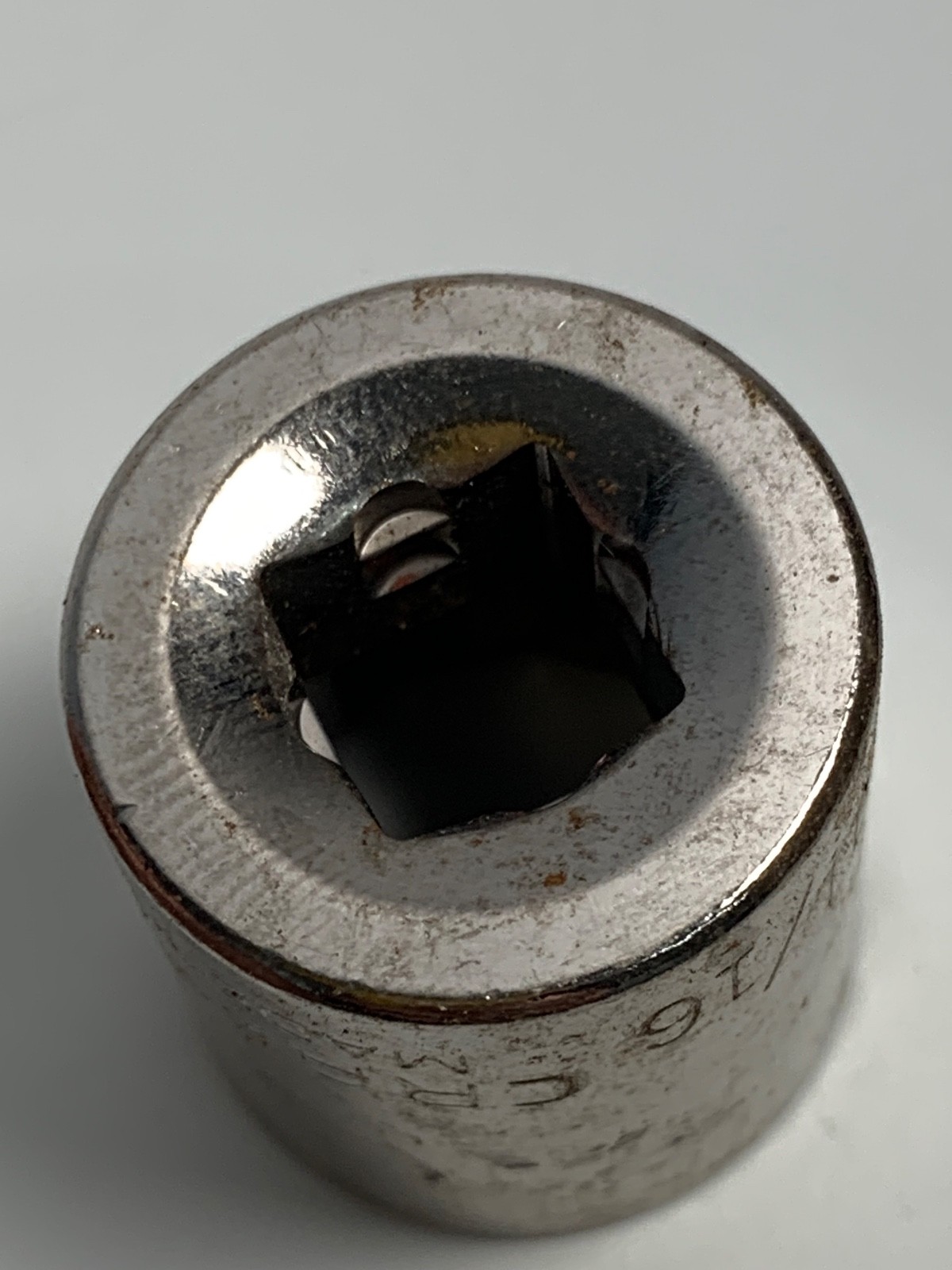 Craftsman 3/8″ Drive 11/16″ 12 Point Shallow Socket SAE 44336-G2 Inverted USA