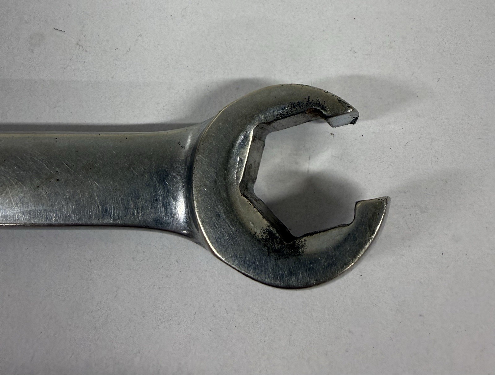 Snap On 5/8″-11/16″ 6PT SAE Chrome Flare Nut End Wrench RXFS2022A