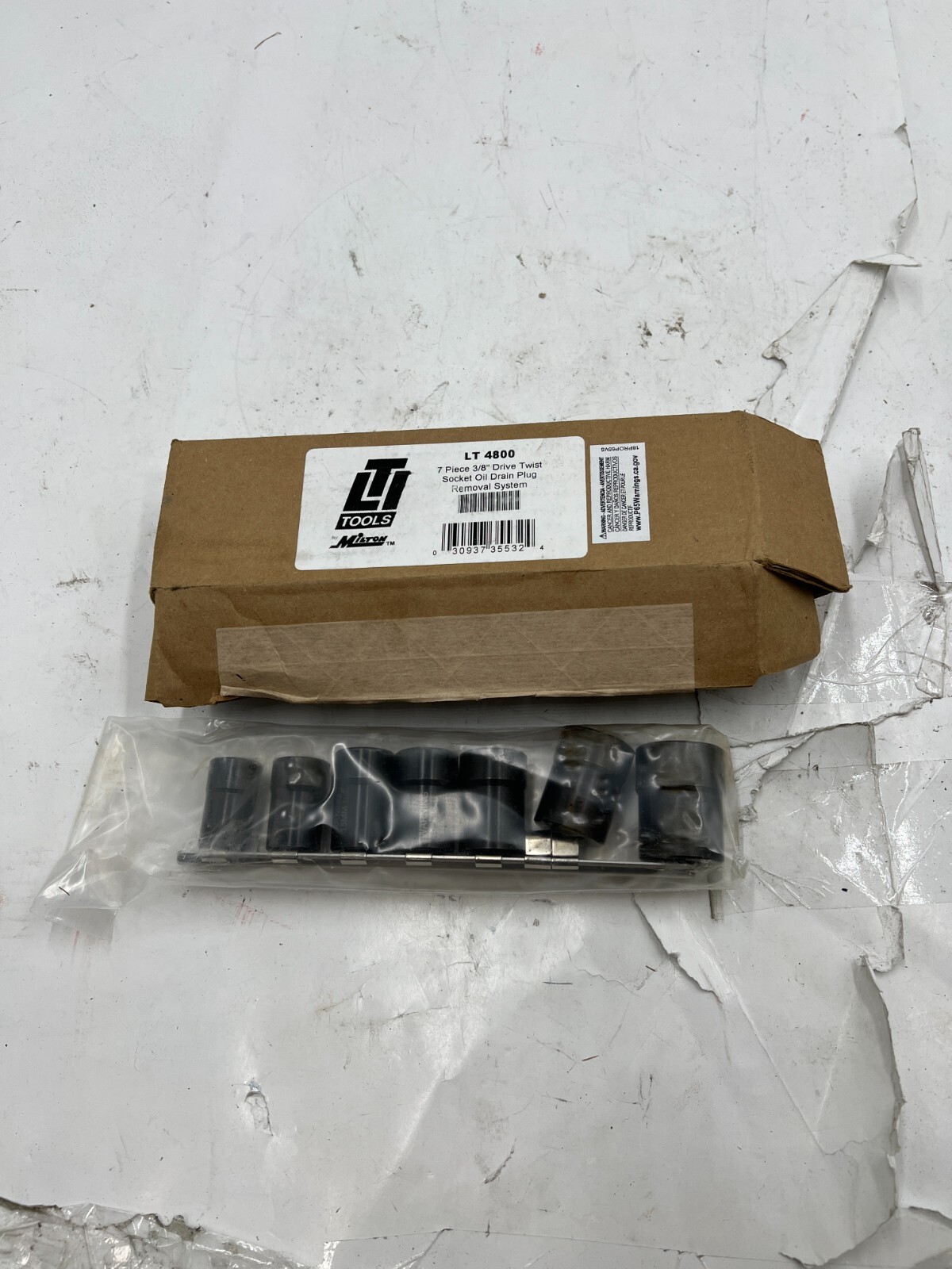 (Pack of 7) Milton 3/8″ Drive Twist Socket Oil Drain Plug Removal System LT 4800
