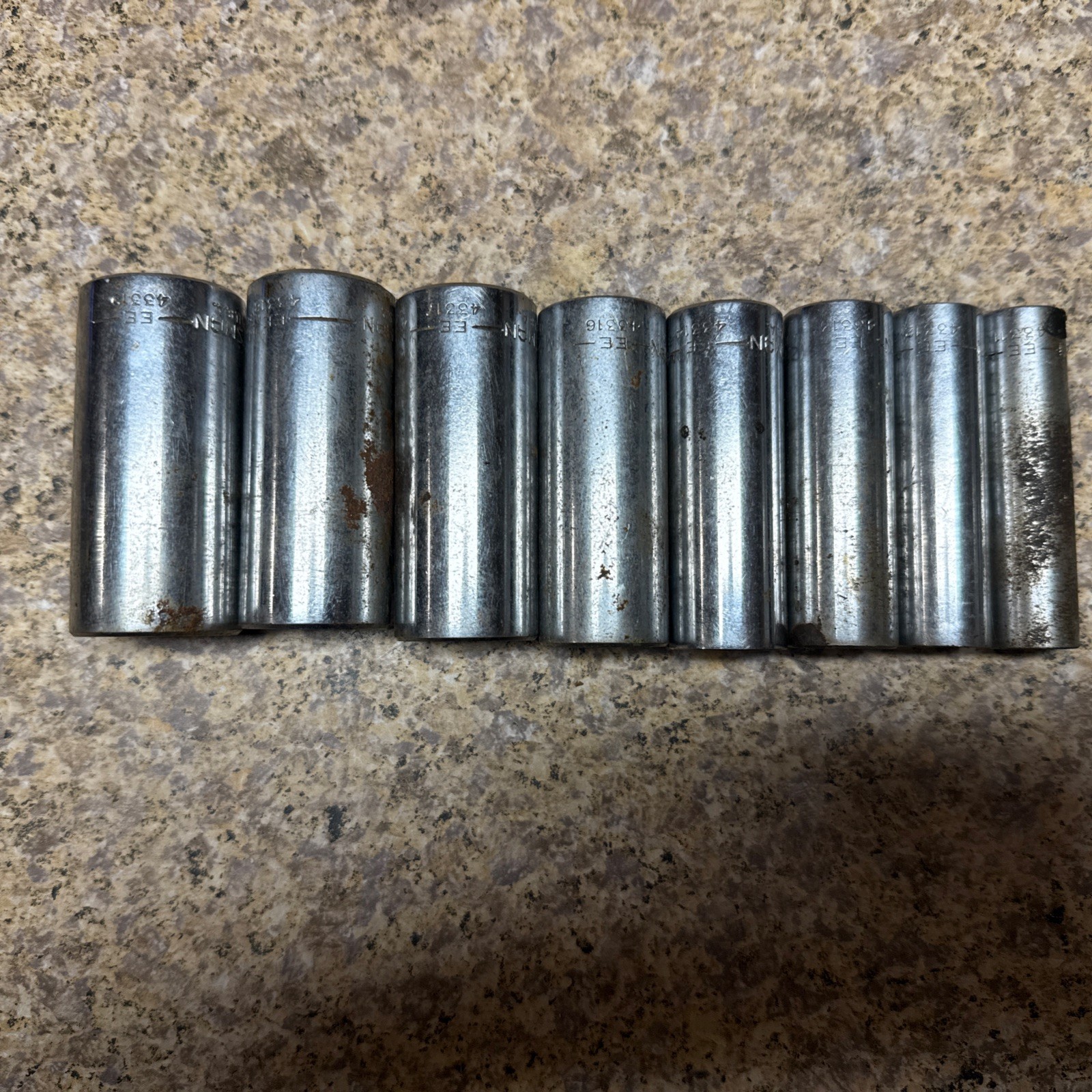 Craftsman 8 Piece Deep Socket Set SAE 3/8 Dr 12 Pt -EE- Series 7/16 Thru 7/8