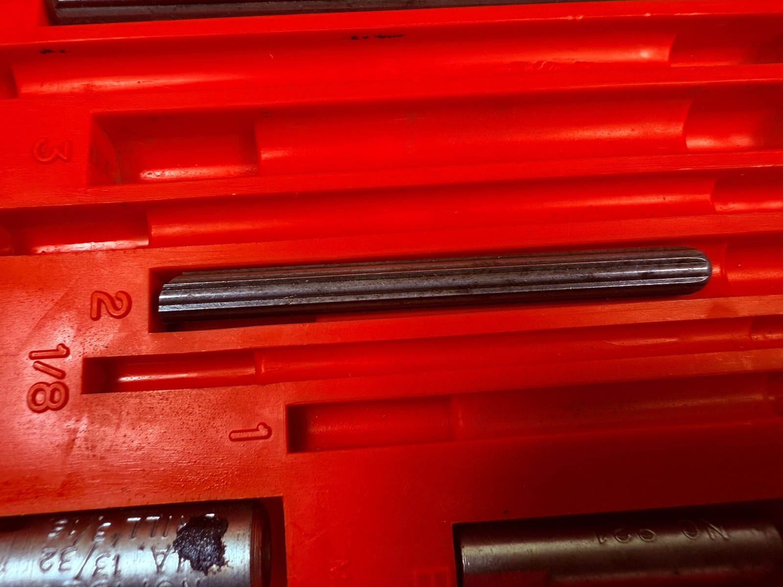 MAC Tools SE10 Screw Extractors Set Red Hard Case Incomplete USA Pre-Owned
