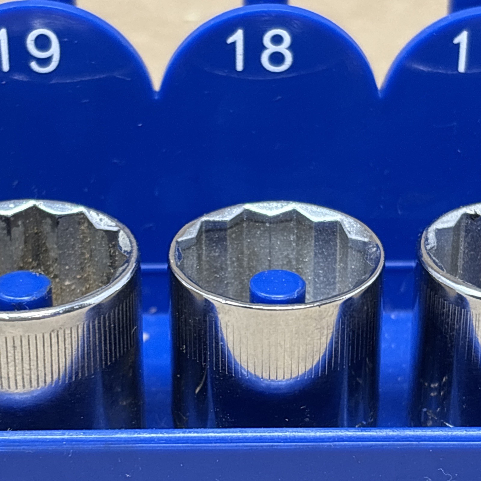 Craftsman 3/8”Drive Metric Socket Set 6mm to 21mm 12Pt USA No 20m