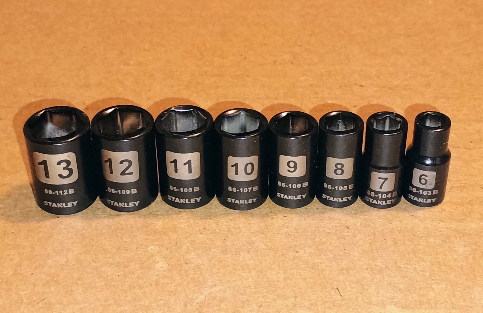 STANLEY Black Chrome 8 Piece Shallow Metric 6 Point Socket Set For 1/4″ Drive