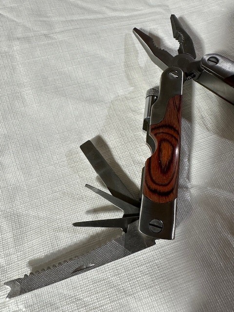 BikeMaster Multi Tool Wood Handle with Belt Case /FHA10