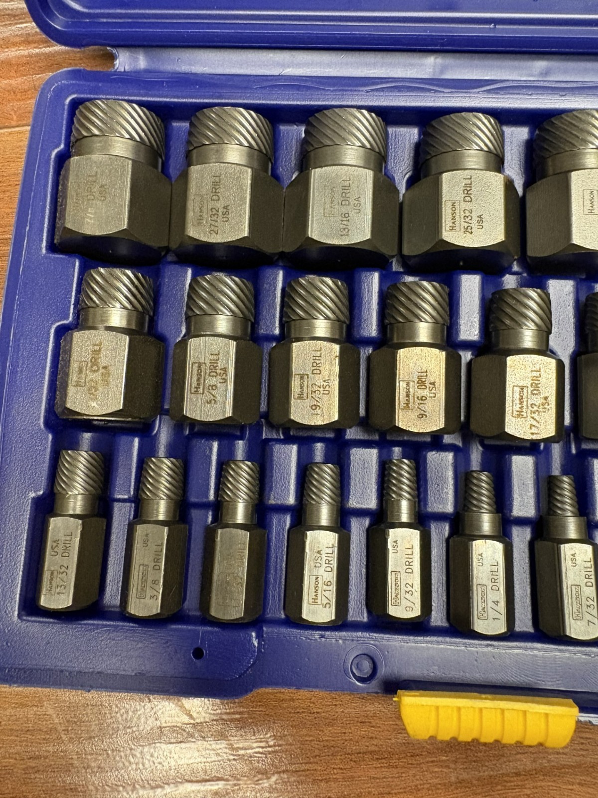 Irwin Hanson – 53227 – 25pc Multi-Spline Extractor – Size Range 1/8′ – 7/8′