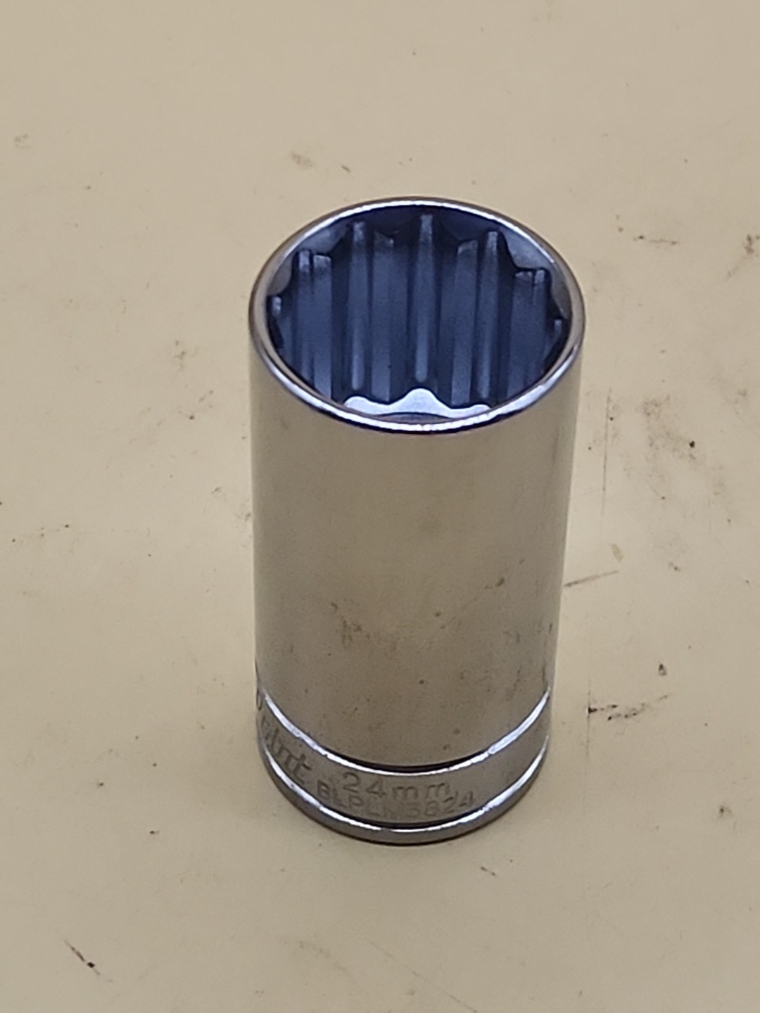 Blue -Point Tools BLPLM3824 24mm Metric Deep Socket 3/8″ Drive 12 Pt USA