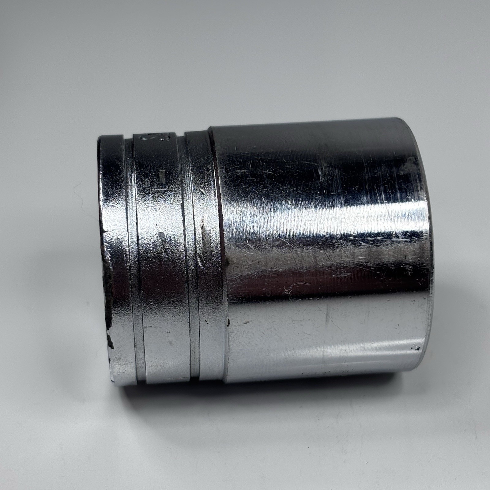 Snap On Tools TW361 1/2 Dr 6Pt SAE 1-1/8 Flank Dr Shallow Socket USA 1982 VTG