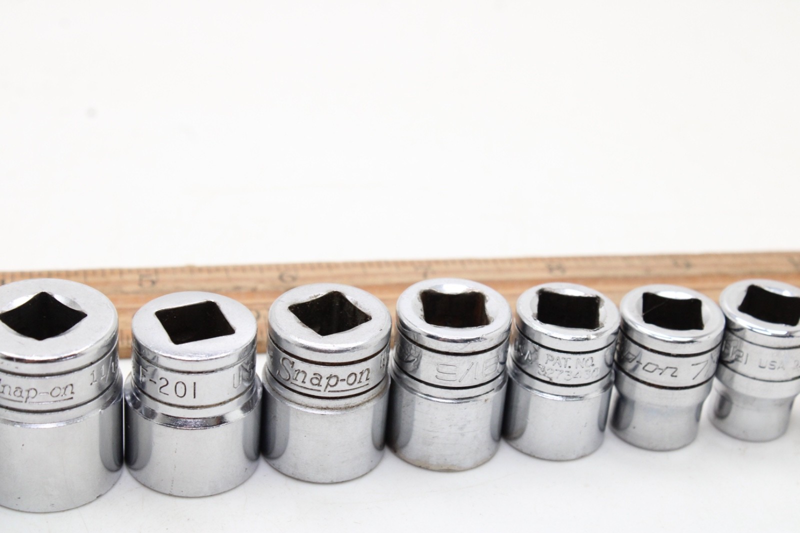 Snap-on F081 – F281 1/4-7/8″ 3/8″ Drive 12 Point 12 Piece SAE Chrome Set USA