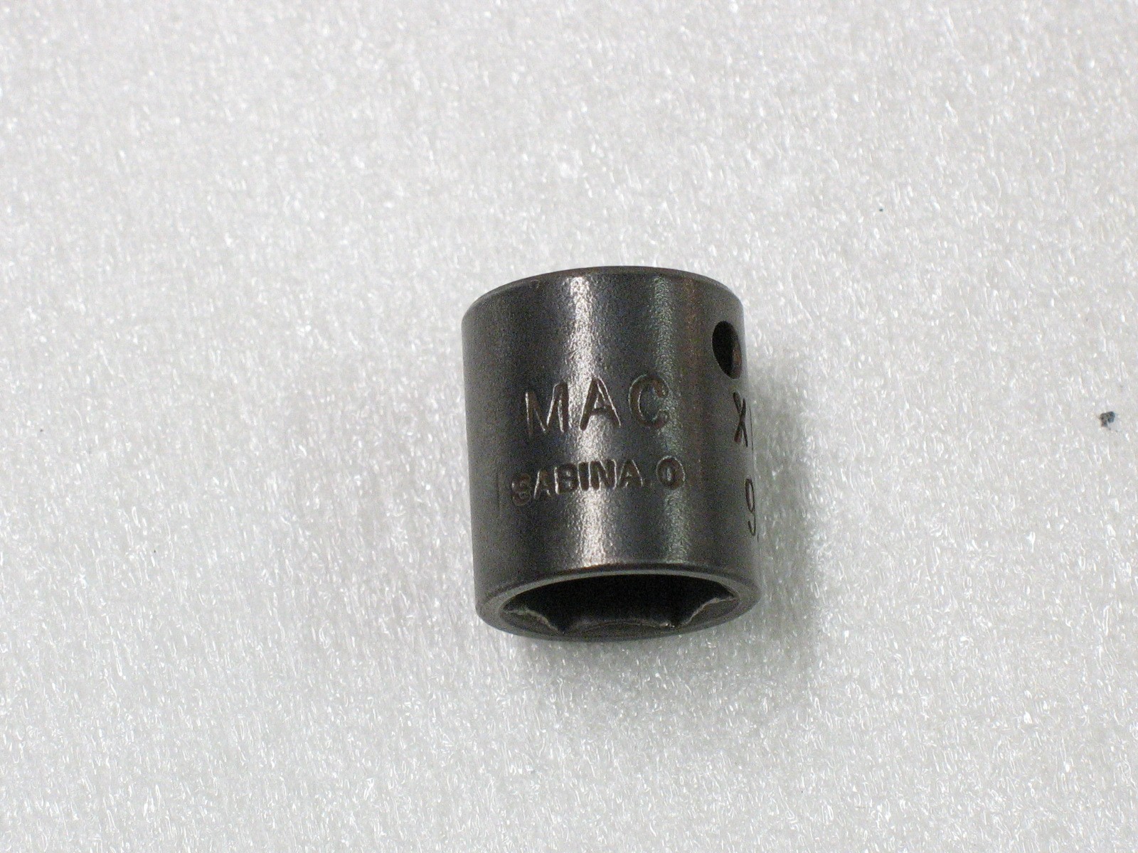 Mac Tools Sabina Ohio 9/16″ 3/8″ Drive Shallow 6 Point Impact Socket XI186