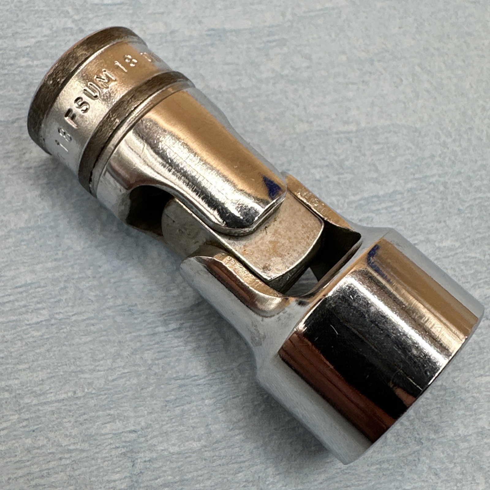Vintage Snap On 18mm 6 Point Swivel Socket 3/8” Drive FSUM18