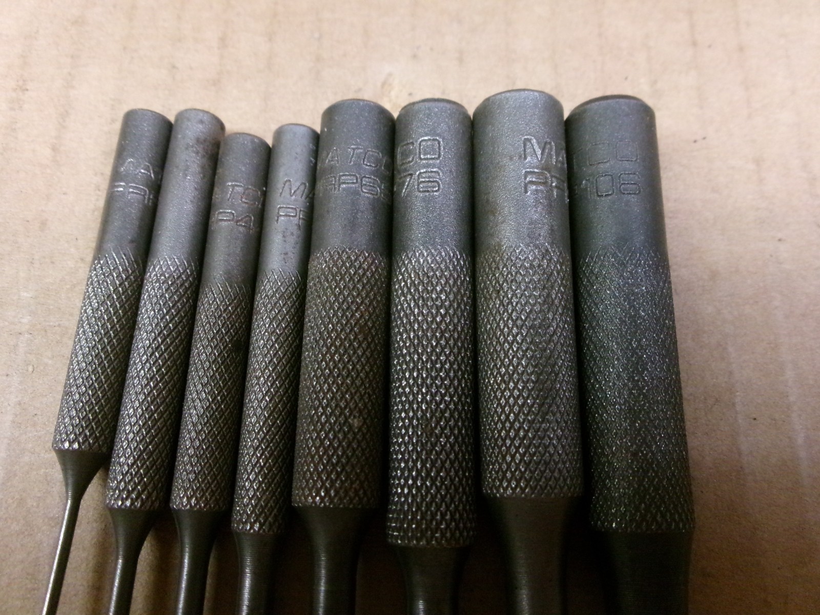 MATCO tools USA 8-Piece Roll Pin Punch Set