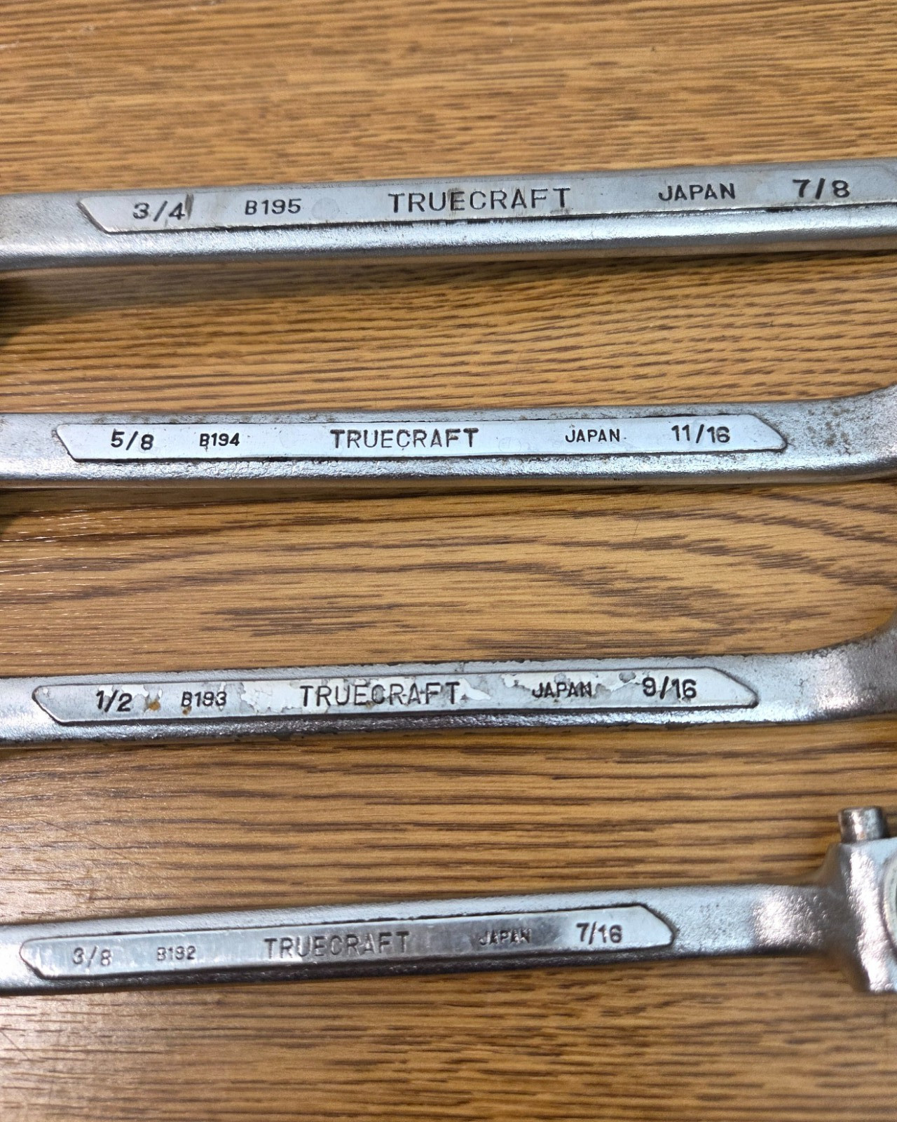 True Craft Ratcheting SAE 12 pt. Box Wrenches