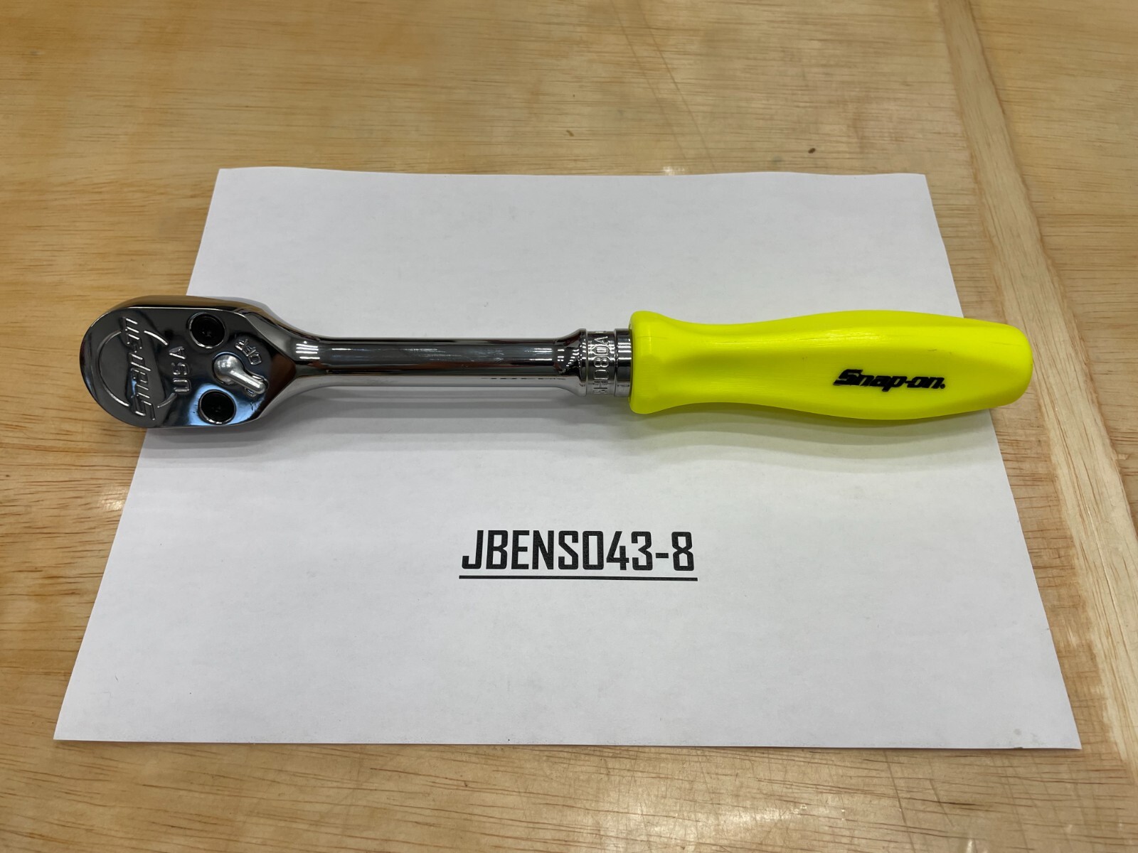 Snap-on Tools USA NEW HI-VIZ 1/2″ Drive Hard Grip Fixed Head Ratchet SHD80AHV