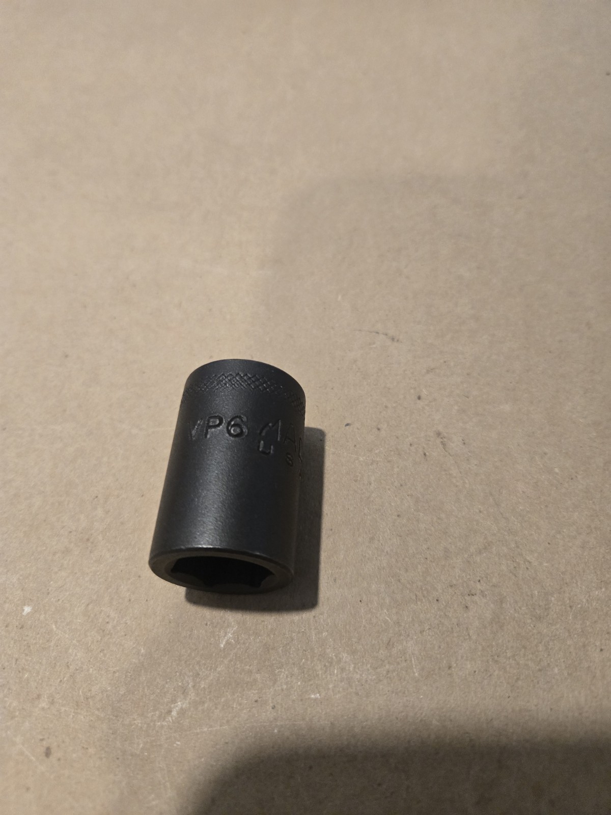 NOS Mac Tools 1/2″ Drive 16MM 6PT Metric Shallow Impact Socket USA VP616MMR