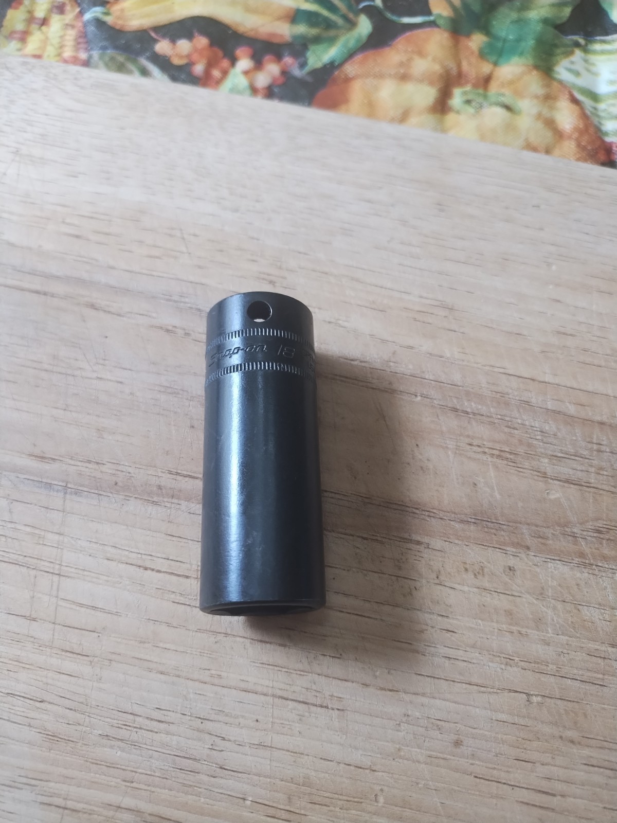 Snap On 18mm Flank Drive Deep Socket. 3/8″ Drive, 6 Point. Part # SPFM18 NEW