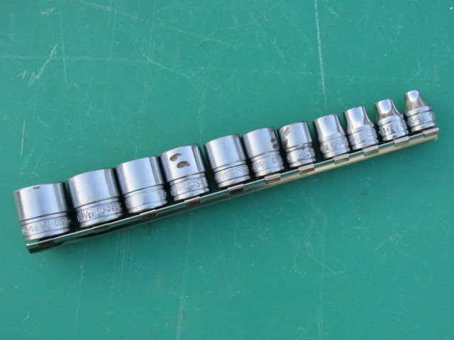 SNAP-ON 211FSY 3/8″ DRIVE 11PC SAE 6PT SHALLOW SOCKET SET 1/4″ – 7/8″ UNDERLINE