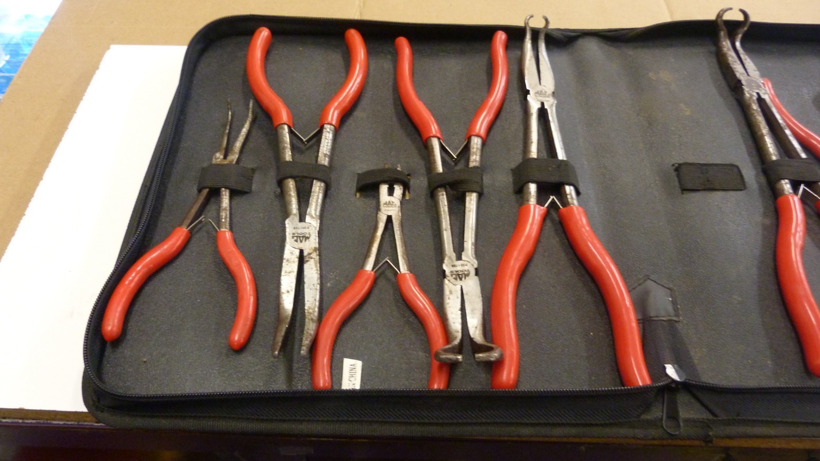 Mac Tools 9Pc Combination Pliers Set WITH CASE.