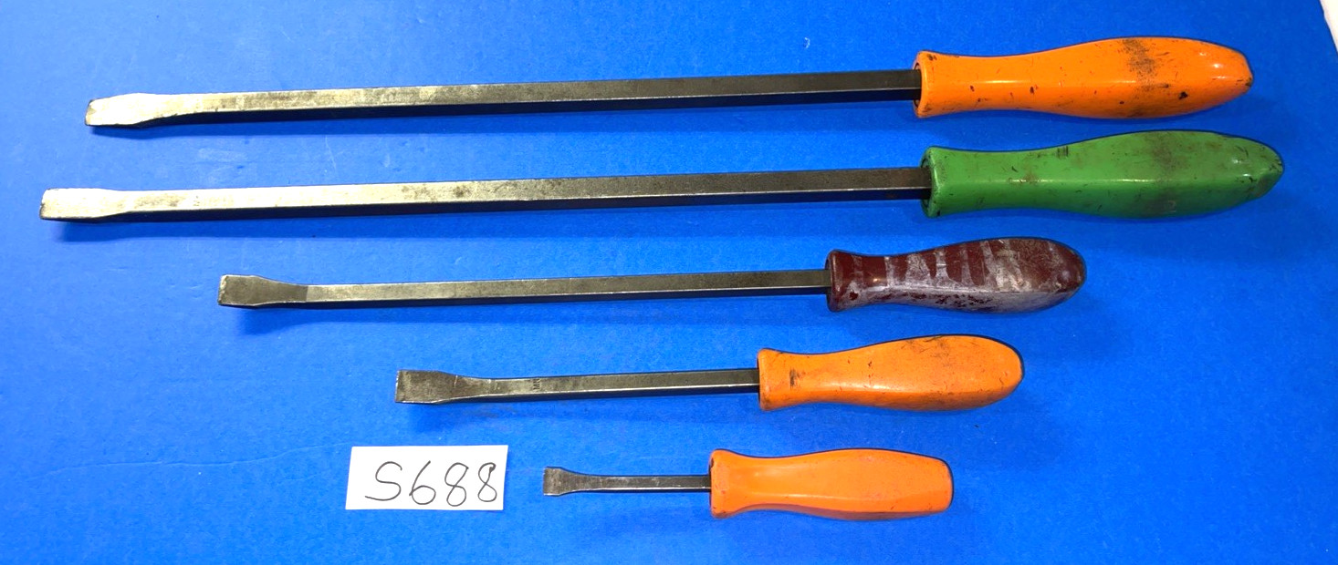 MATCO TOOLS 4 PIECE PRY BAR SET 6 TO 24 IN + LARGE SCREWDRIVER STYLE PRY BAR
