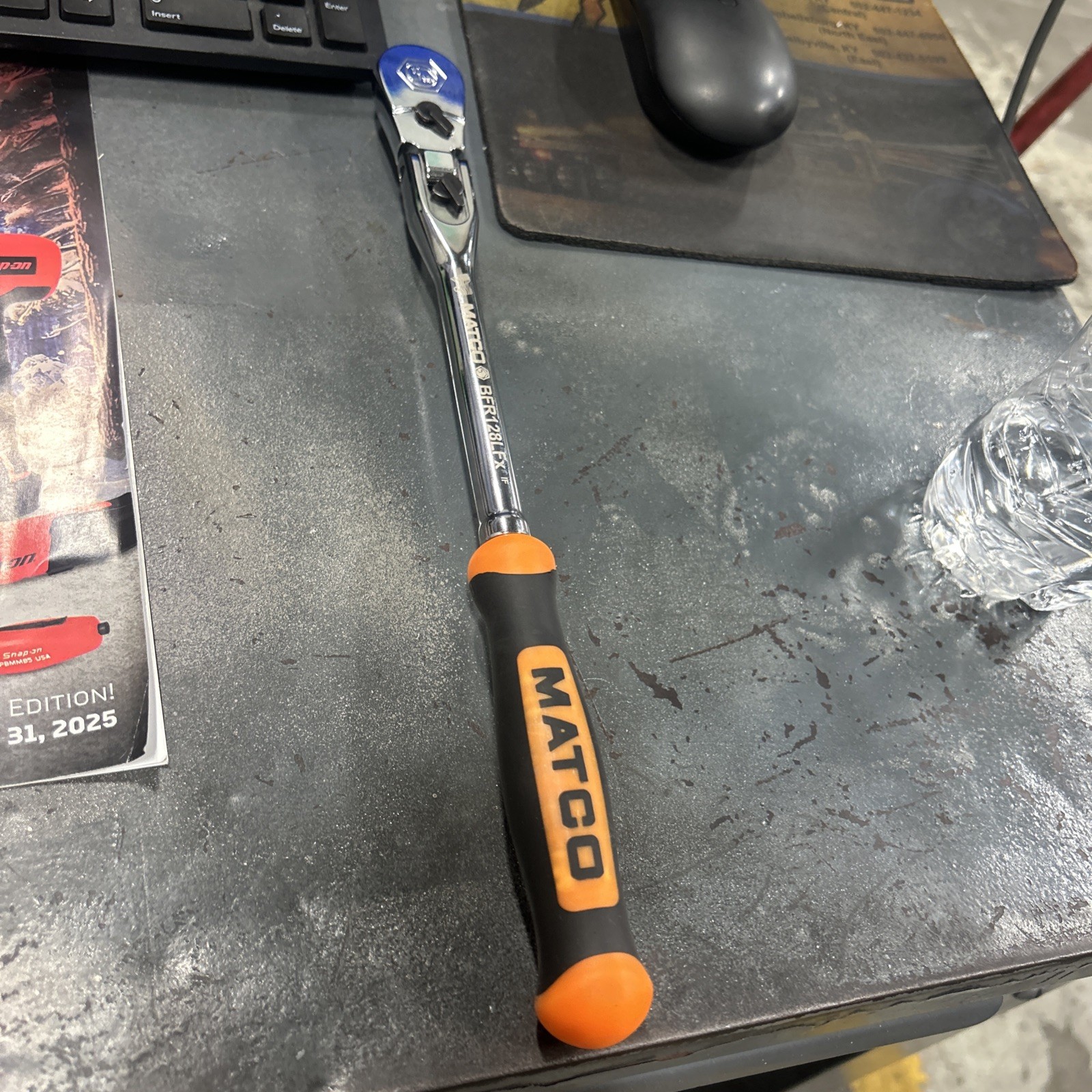 Matco Tools 3/8 Locking Flex Head Ratchet 12.5 Inch Orange USA