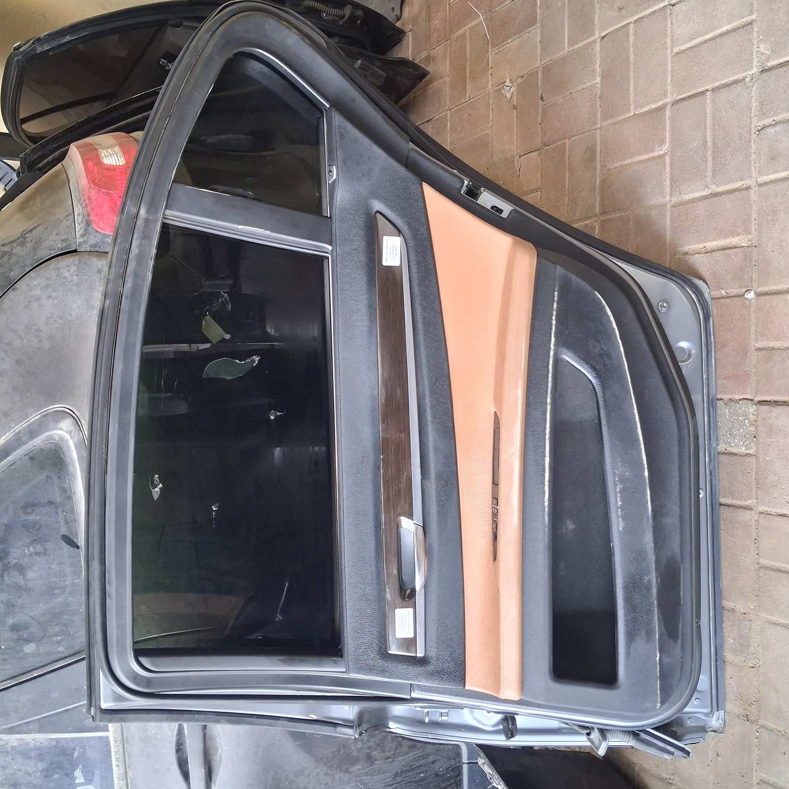 2010 BMW 750i xDrive Door Shell 41525A2A391
