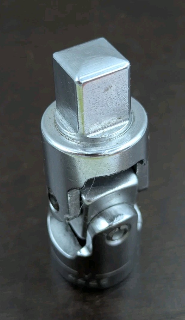 Craftsman 1/2″ to 1/2″ Joint Swivel V4425 & 3/8″ Drive to 1/2″ Socket Adapter