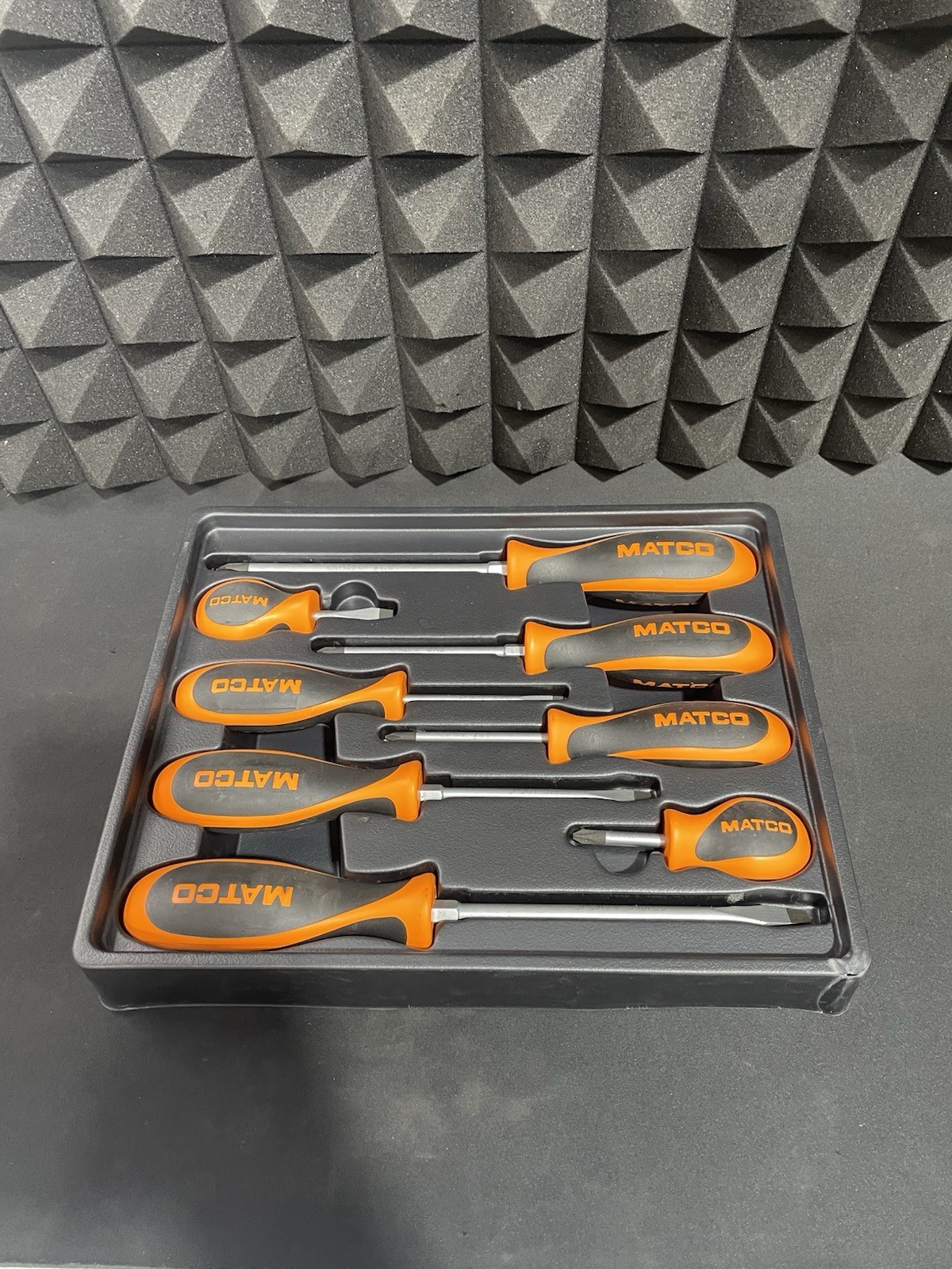 Matco SSO8C 8-Piece Screwdriver Set Orange Black w/ Tray