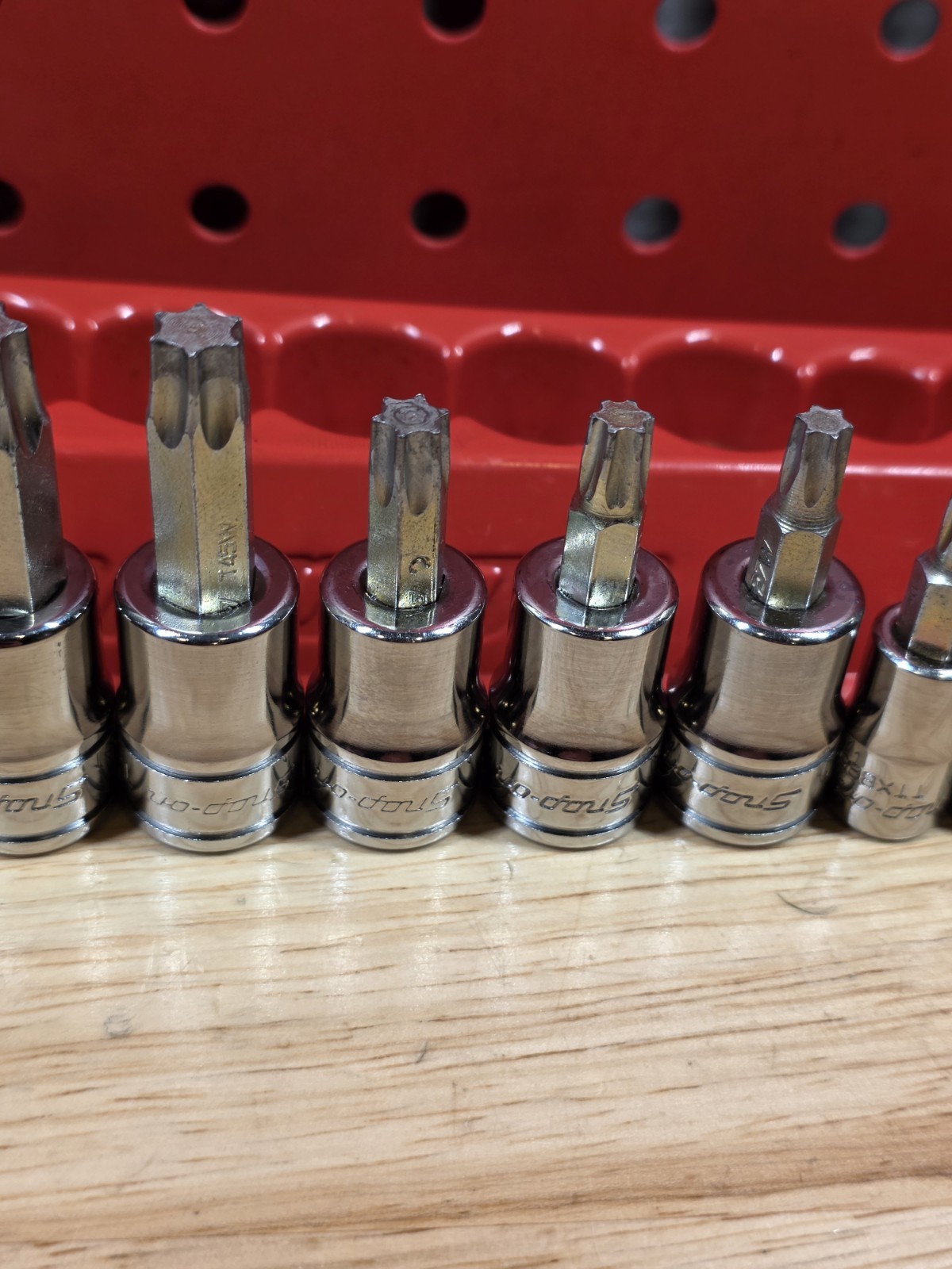 Snap-on 209EFTXBY 9-Piece Combo Drive HEAVY DUTY Removal Torx Bit Socket Set USA