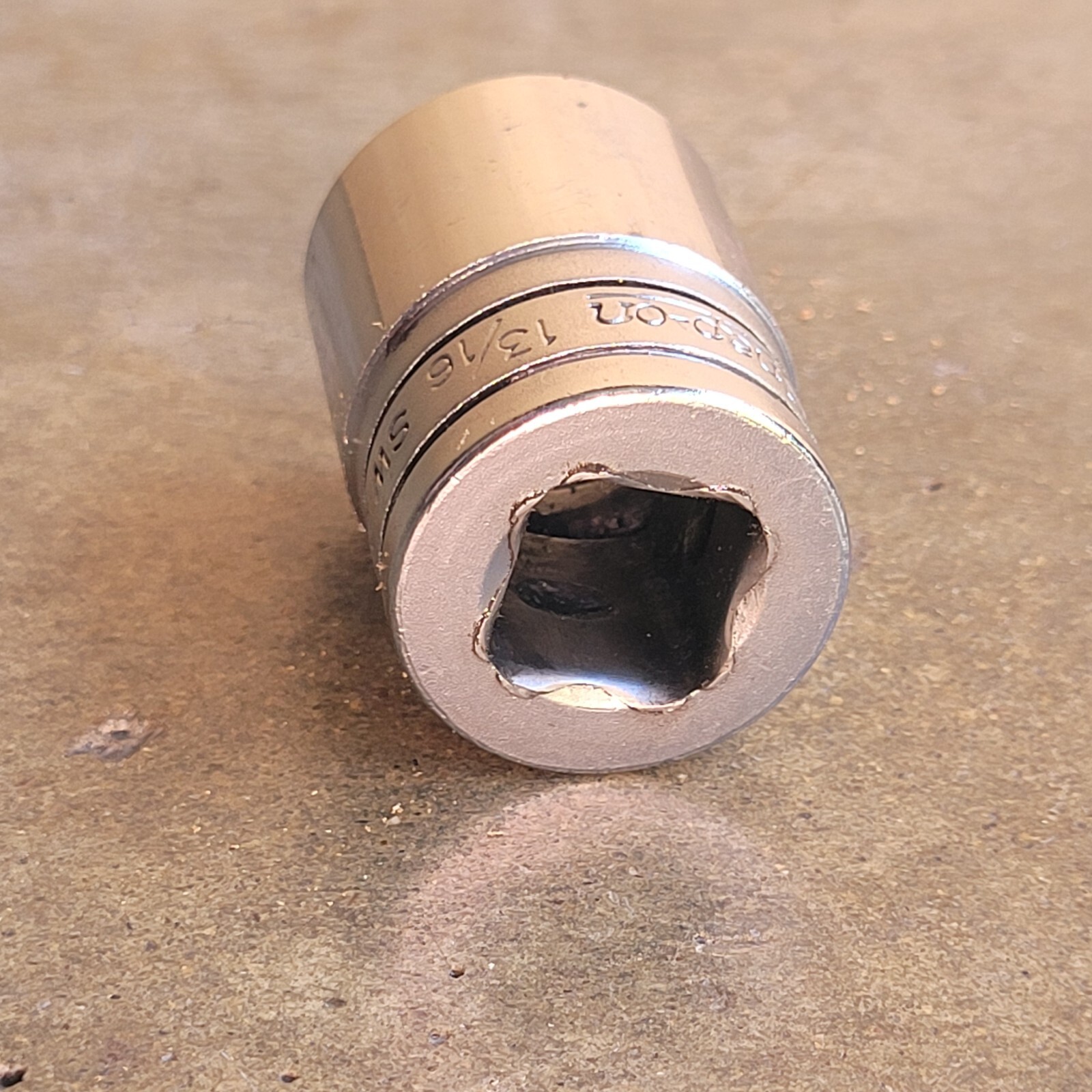 Snap On Tools USA SW-261 – 13/16″ Shallow 1/2″ Drive SAE 12 Point Socket