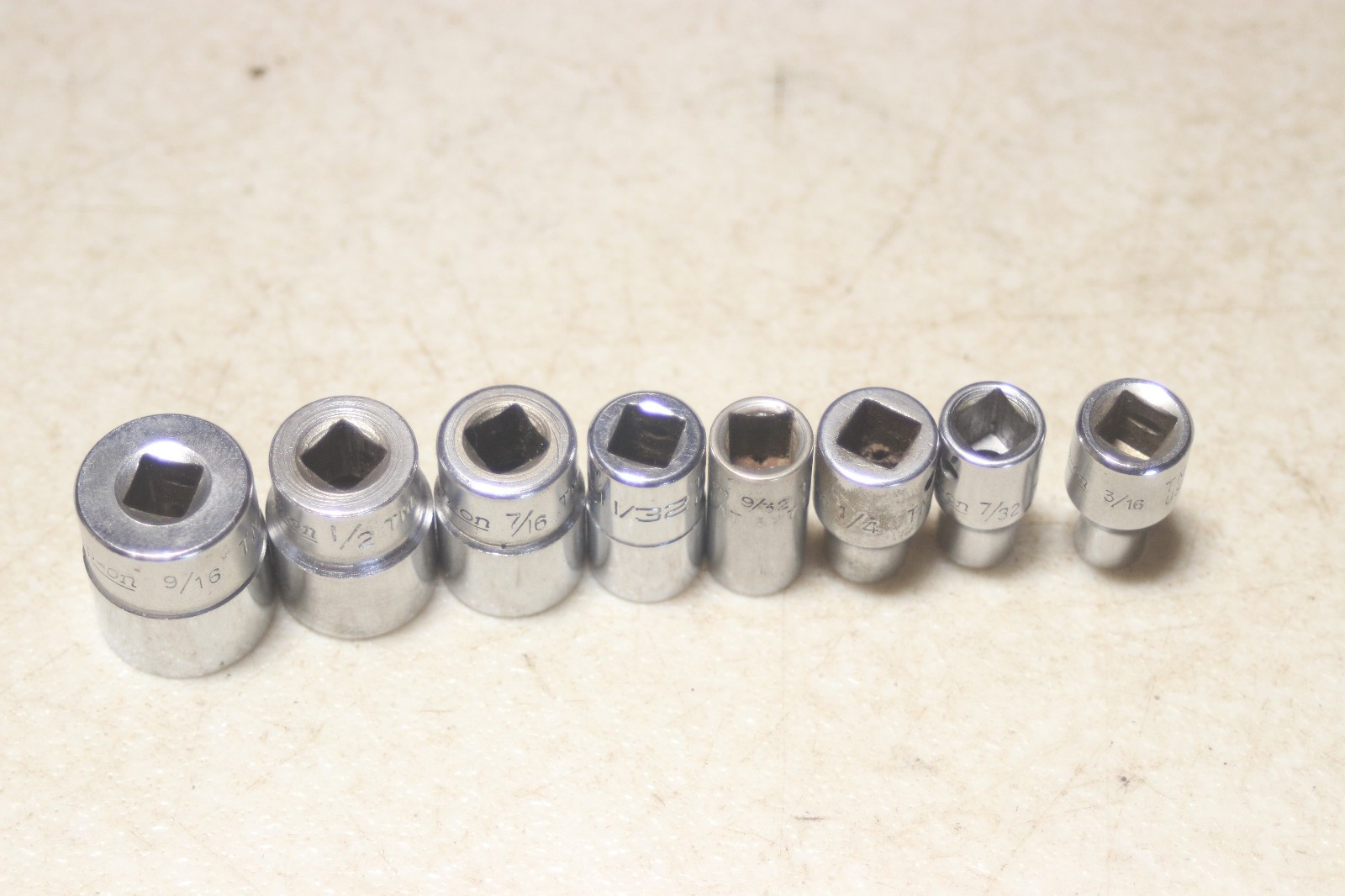 Lot of 13 Snap On 1/4 Inch Drive SAE 6 Point Sockets 3/16 to 9/16
