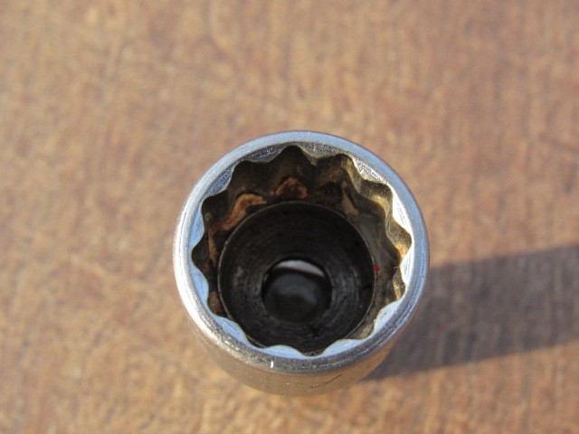 SNAP ON 9/16″ TMU181 1/4″ DRIVE 12 POINT SAE UNIVERSAL SWIVEL SOCKET UNDERLINE