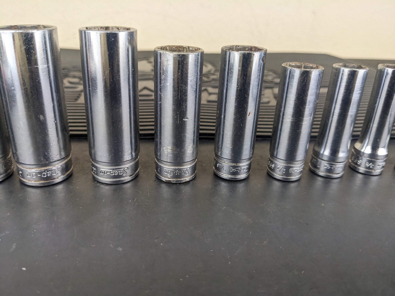 #az527 Snap On 3/8″ Drive 11 Pc SAE Deep 6 Pt Socket Set 211SFSY 1/4″ – 7/8″