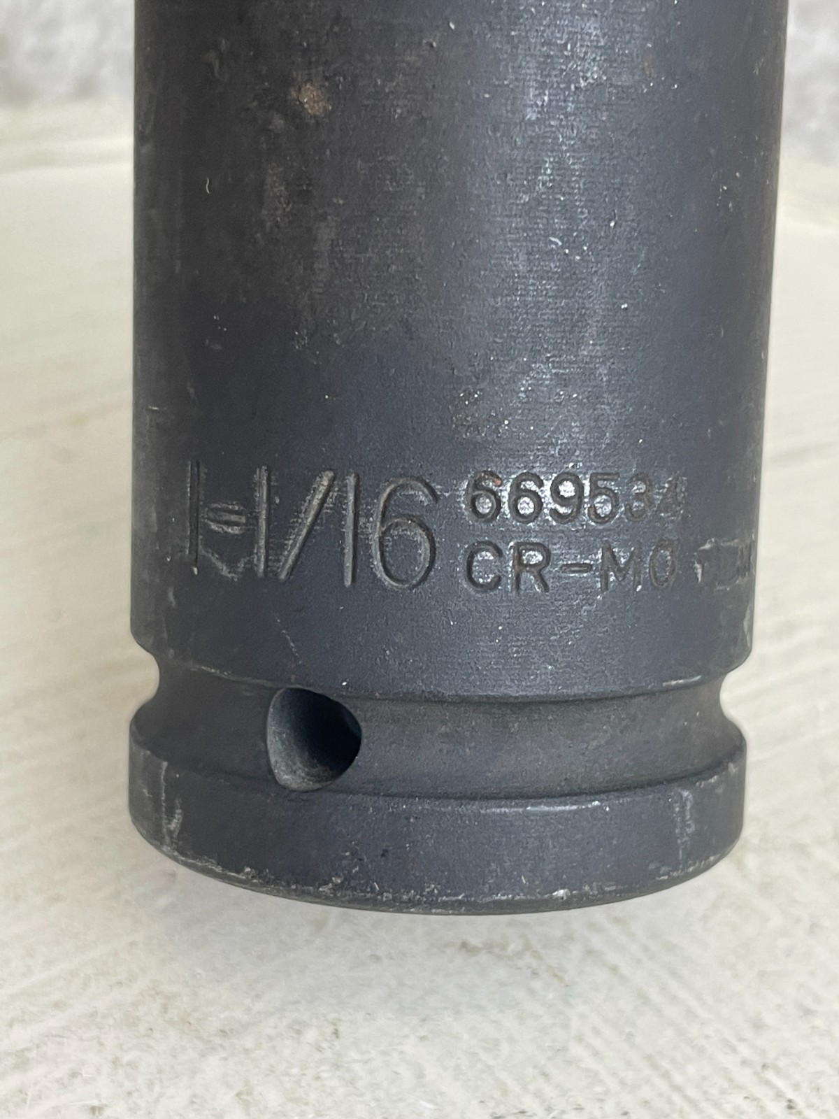 Heavy Duty Deep Impact Socket High Torque Applications 1-1/16 Inch 669534